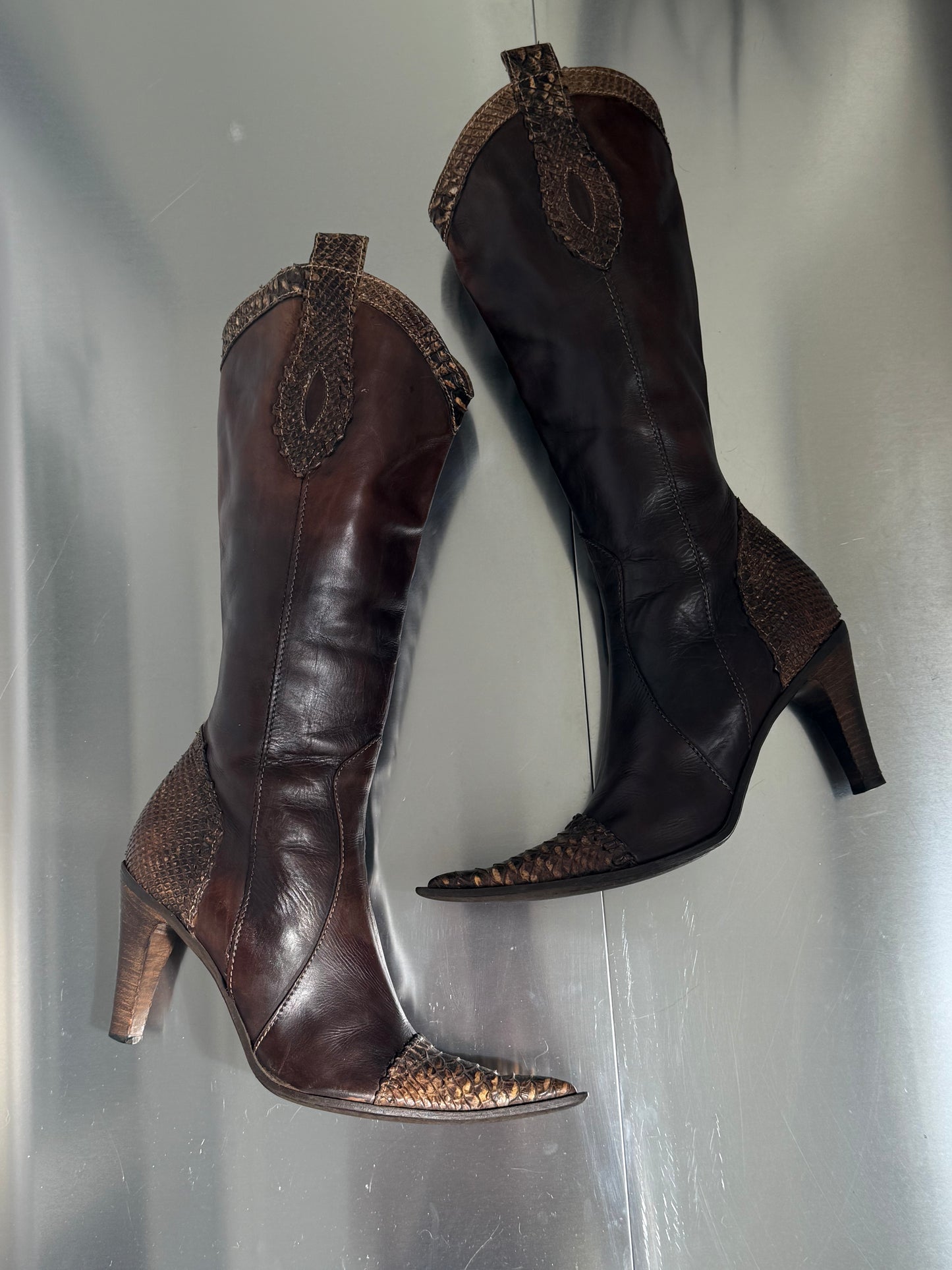 Vintage Leather Cowboy Boots with Heel - TWINKLING GLOBAL