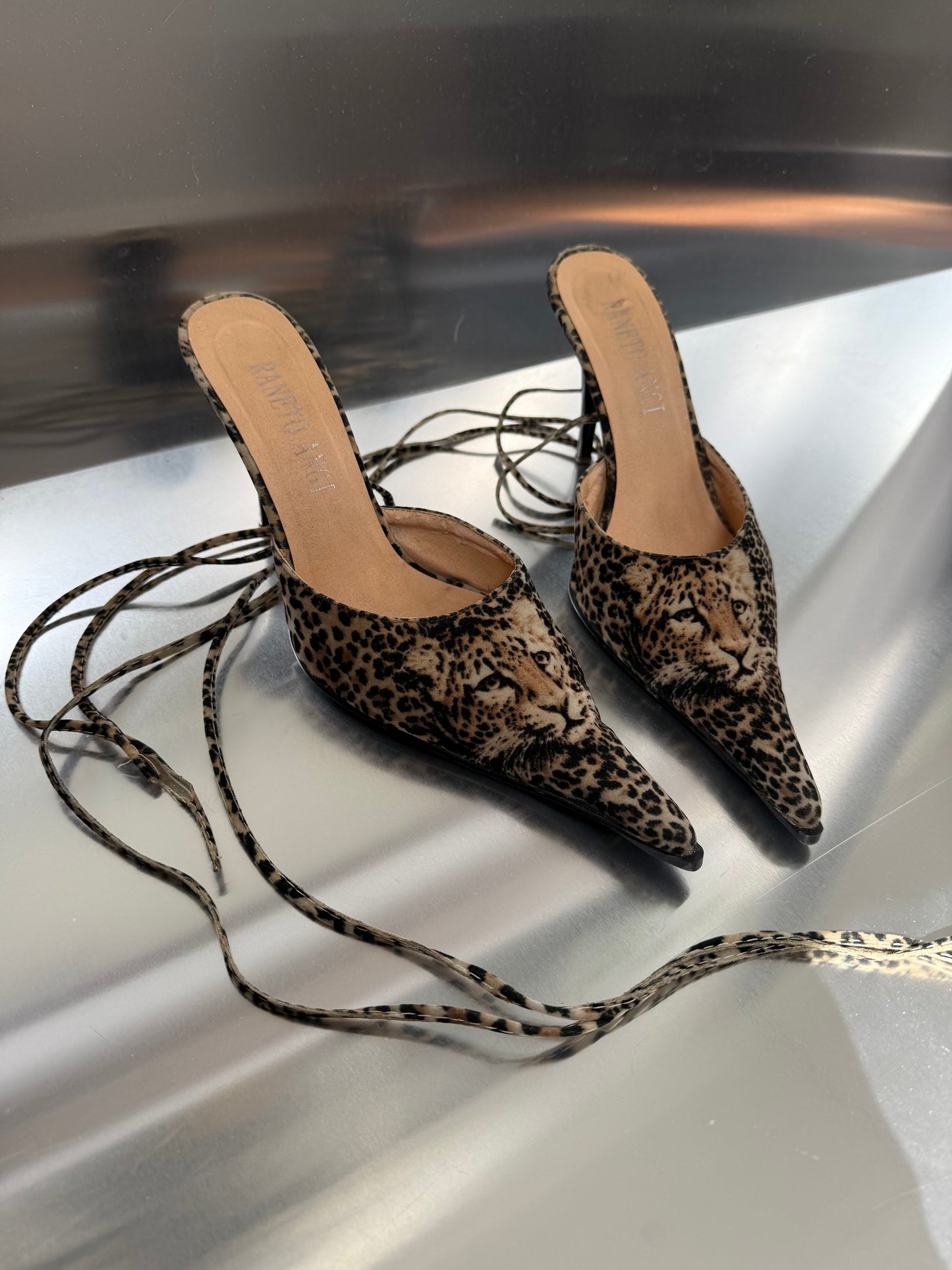 Vintage leopard-print mules - TWINKLING GLOBAL