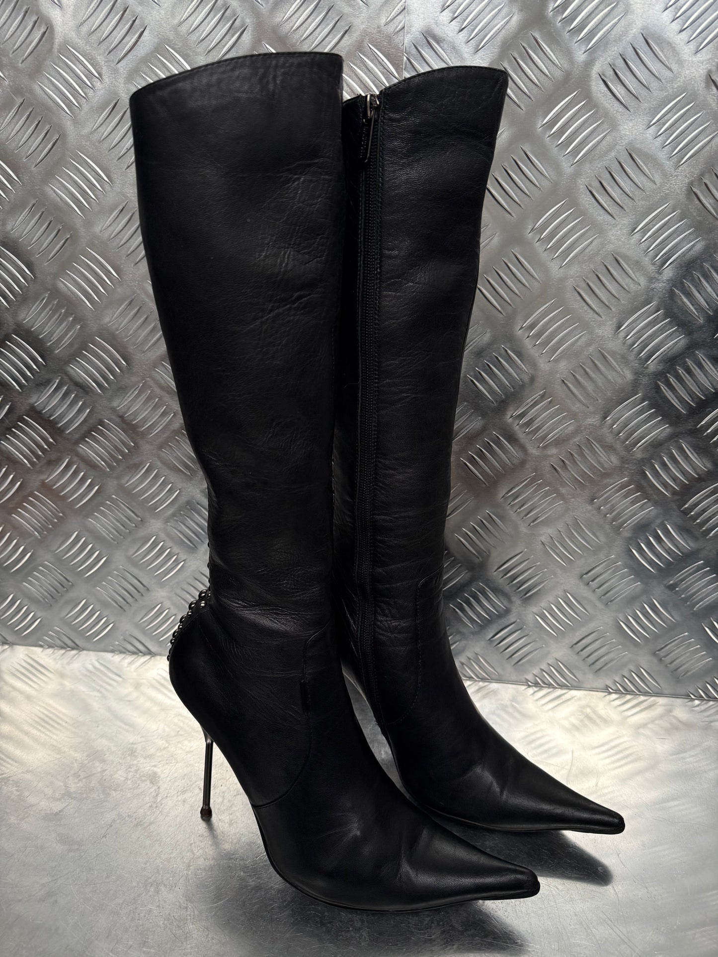 Vintage Black Studded Leather Boots – TWINKLING GLOBAL
