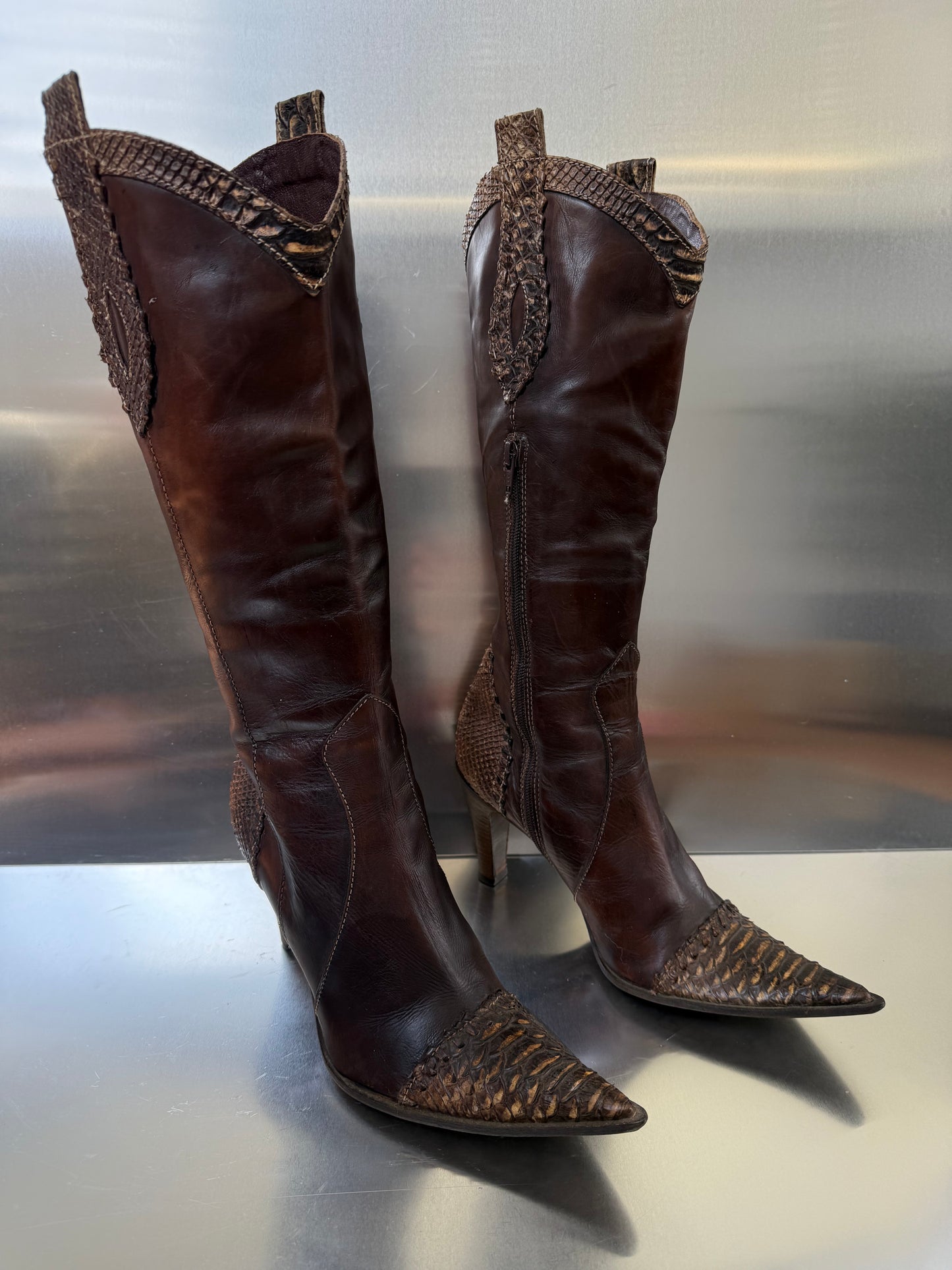 Vintage Leather Cowboy Boots with Heel - TWINKLING GLOBAL