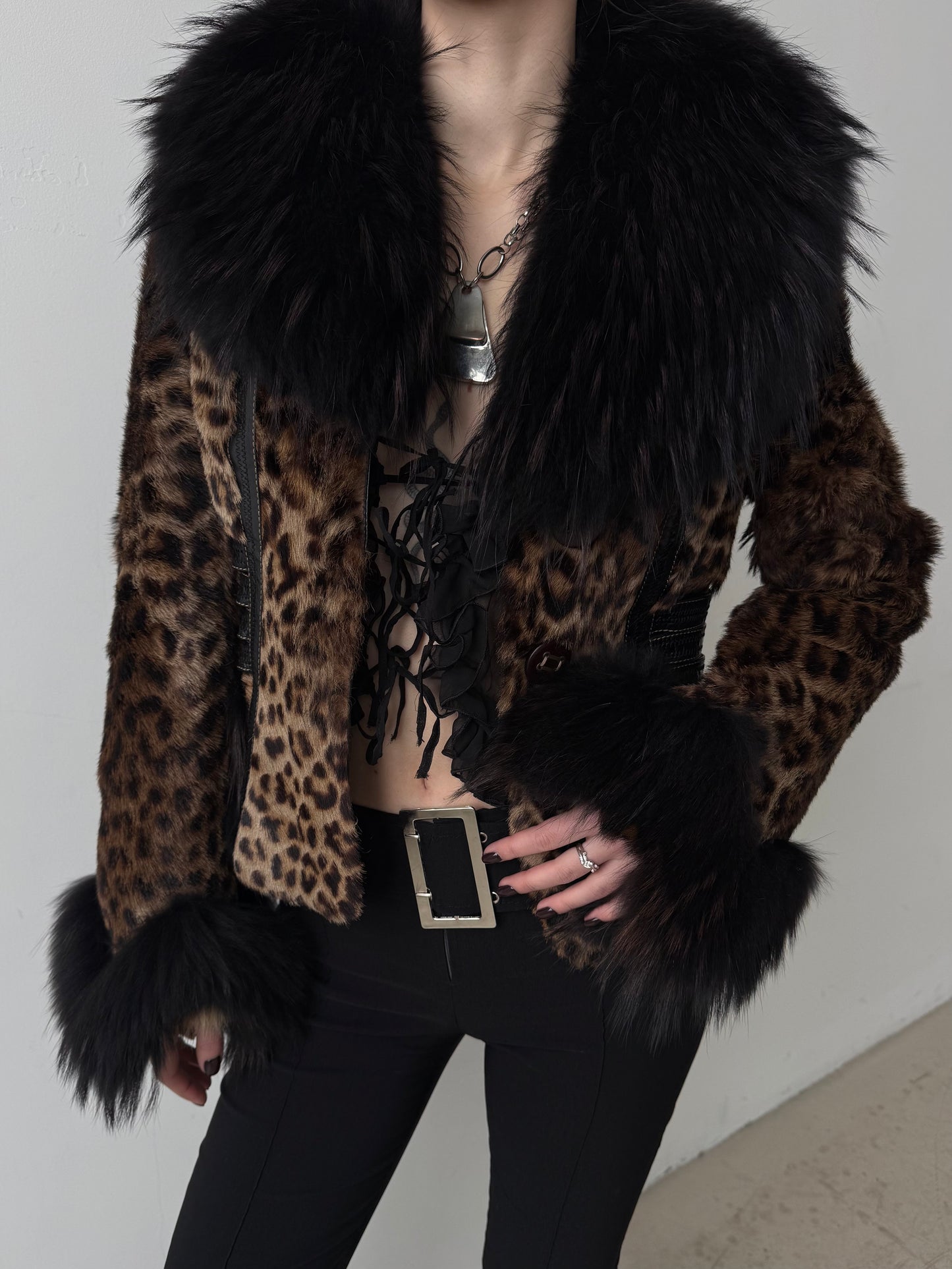 Vintage leather jacket with natural fur and leopard pattern TWINKLING GLOBAL