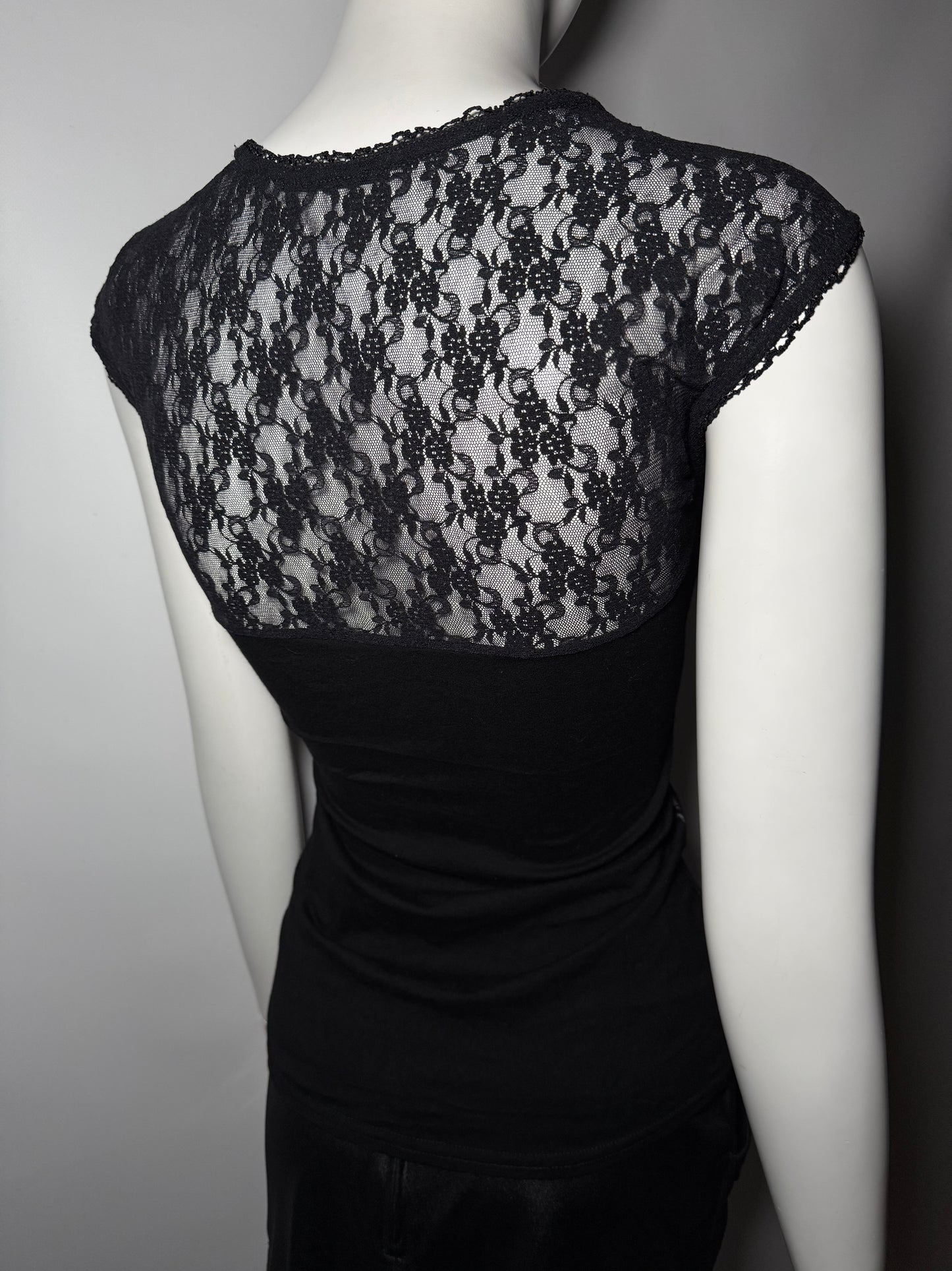 Gothic Black Lace Corset-Style Top with Front Lacing Twinkling