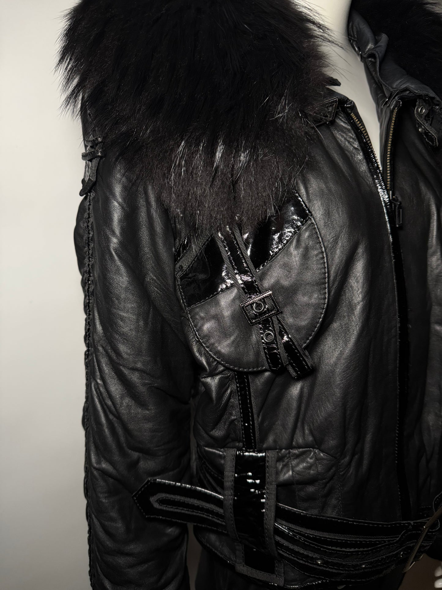 Vintage Leather Jacket with Real Fur TWINKLING GLOBAL