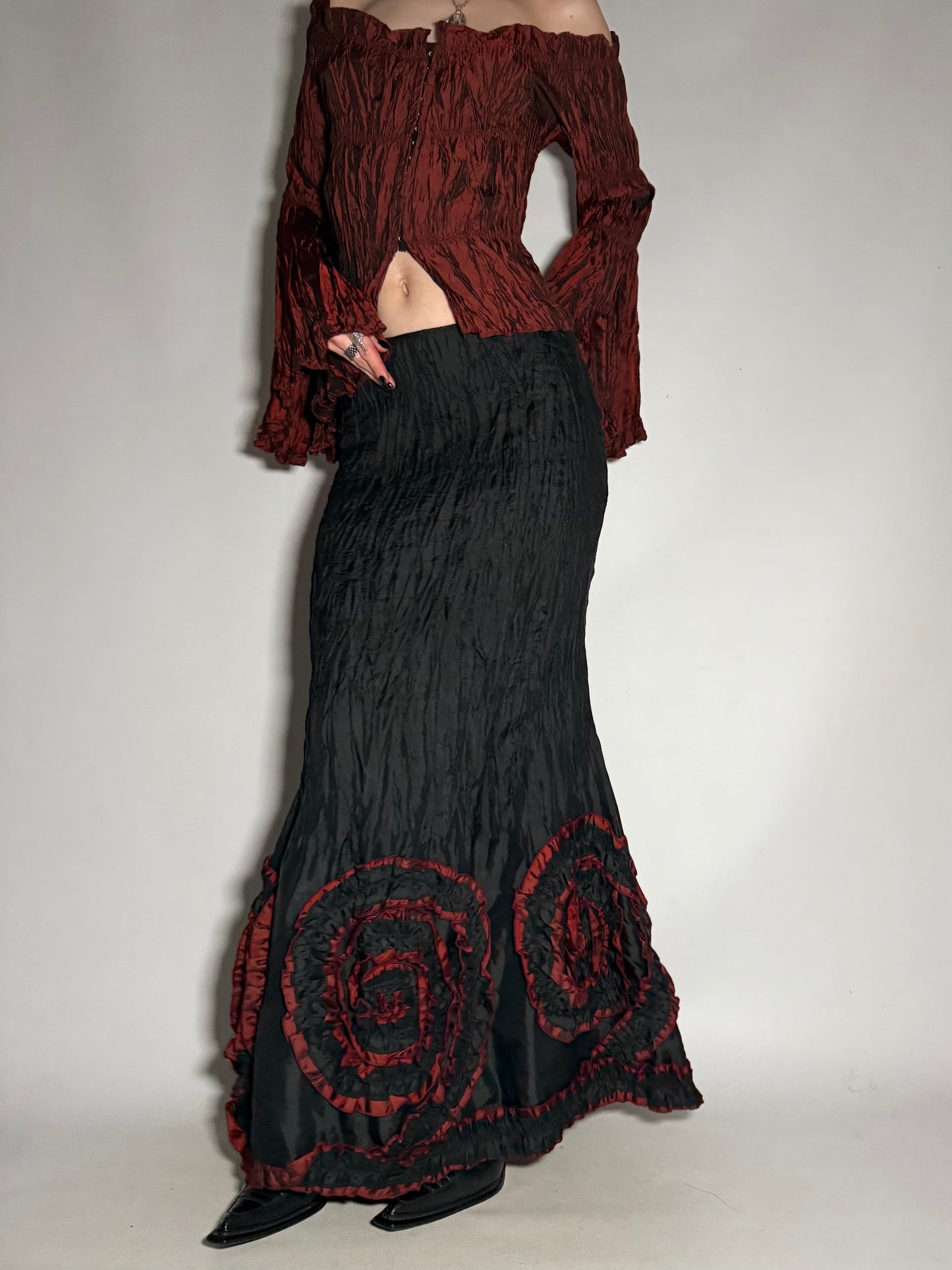 Gothic Black Crinkled Two-Piece Set with Red Spiral Appliqués TWINKLING