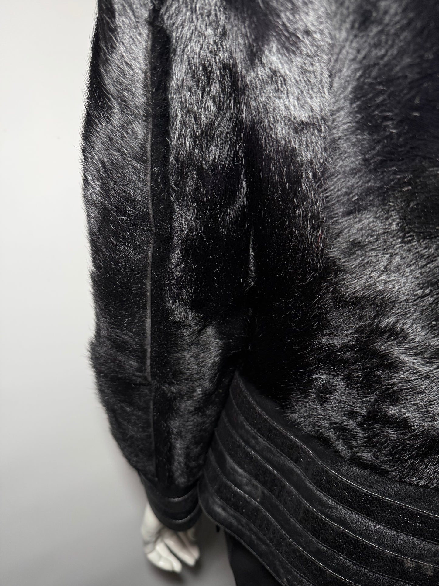 Vintage Black Leather Jacket with Real Fur TWINKLING GLOBAL