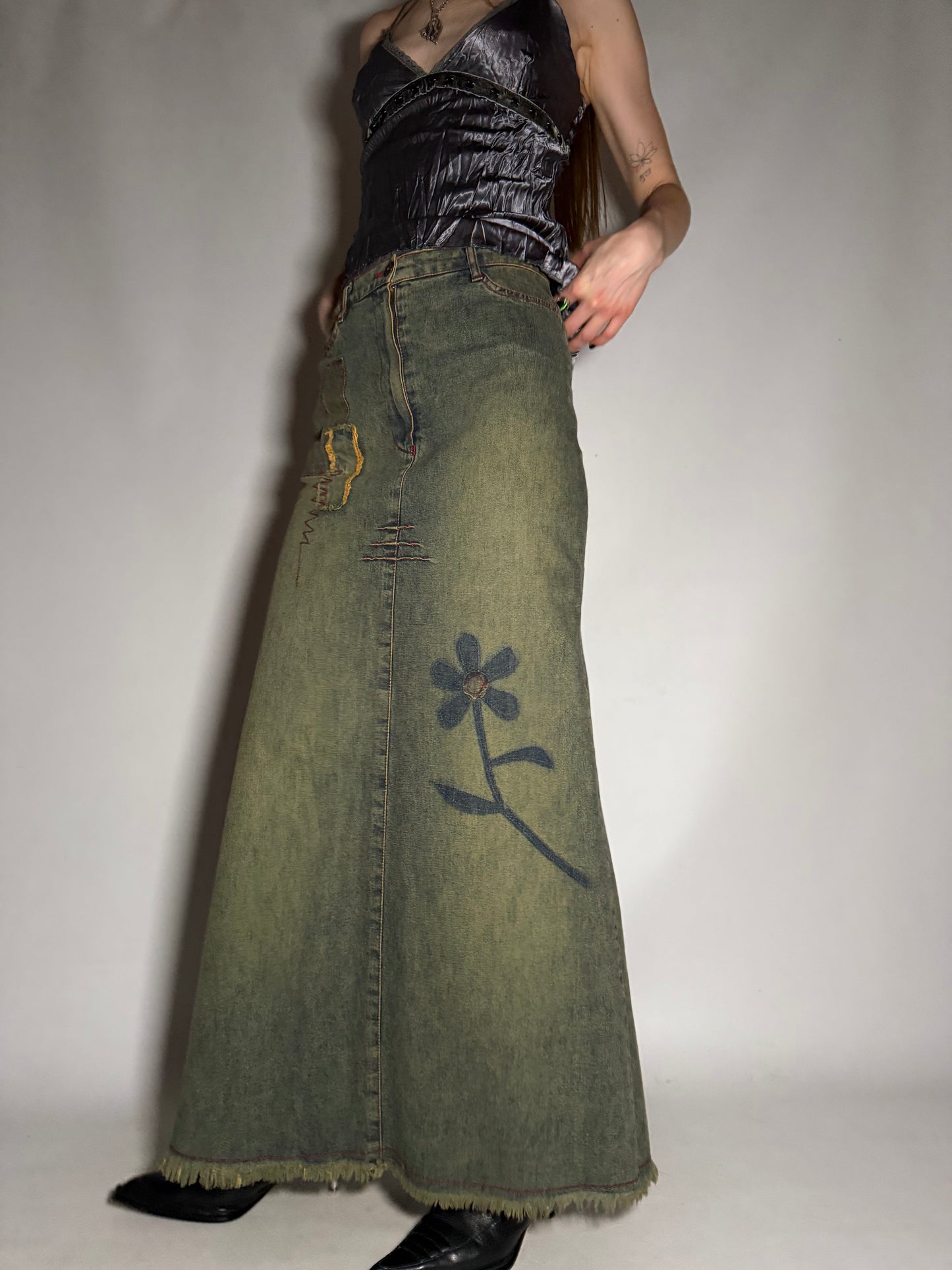 Vintage Maxi Denim Skirt with Flower Print and Contrast Stitching TWINKLING