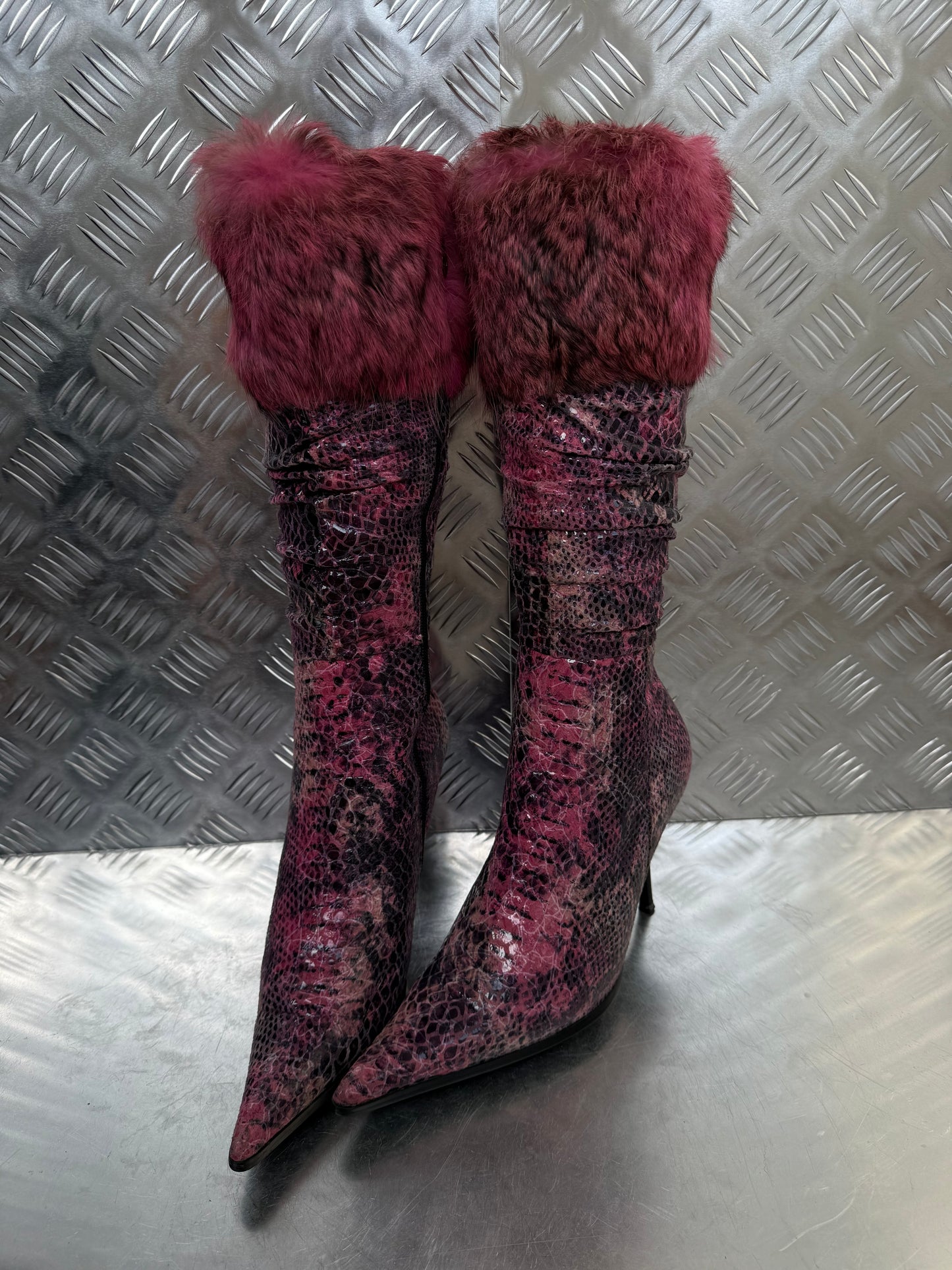 Vintage Italy leather boots with real fur trim Twinkling Global