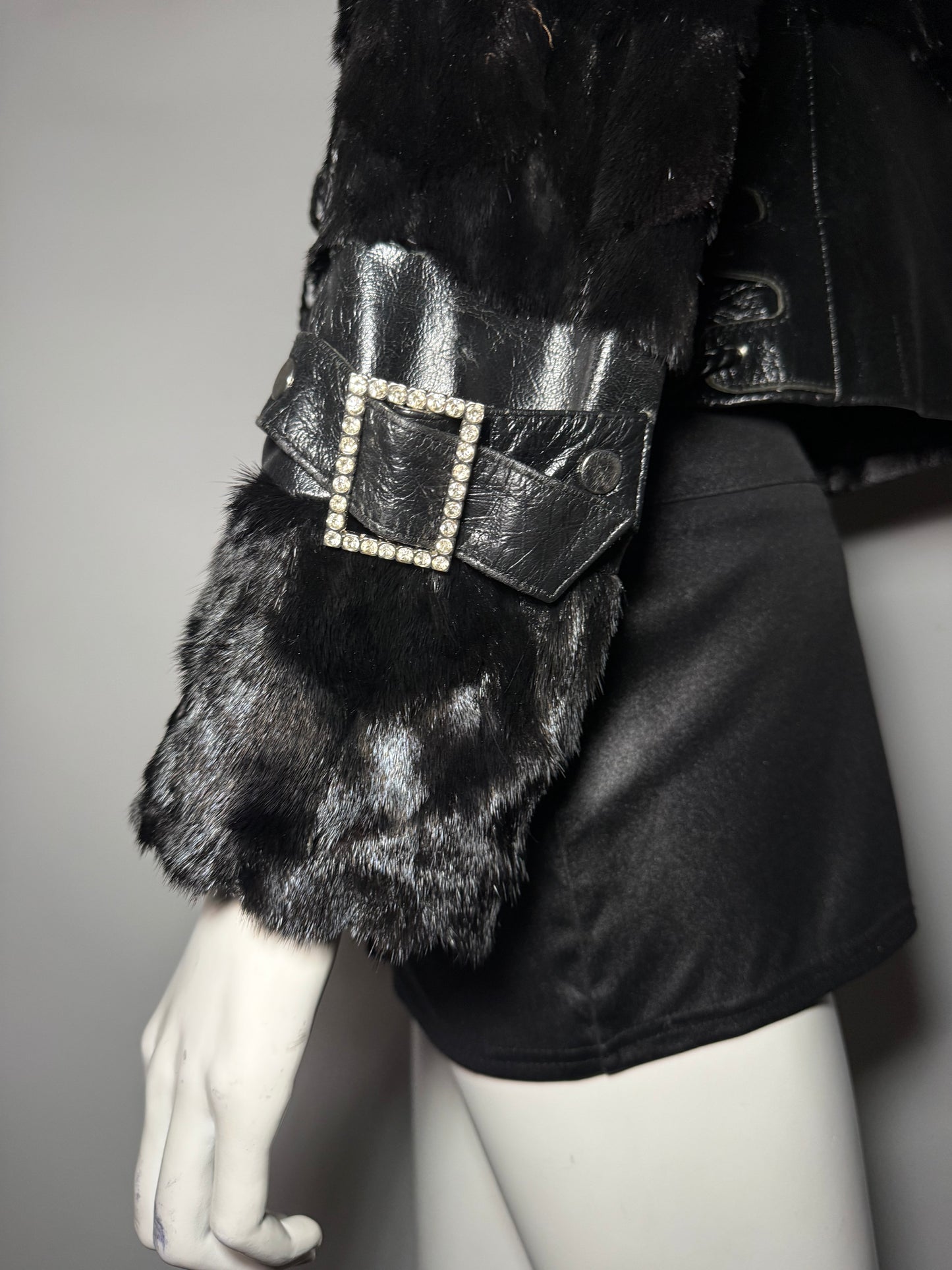 Vintage Leather & Real Fur Lace-Up Jacket TWINKLING GLOBAL