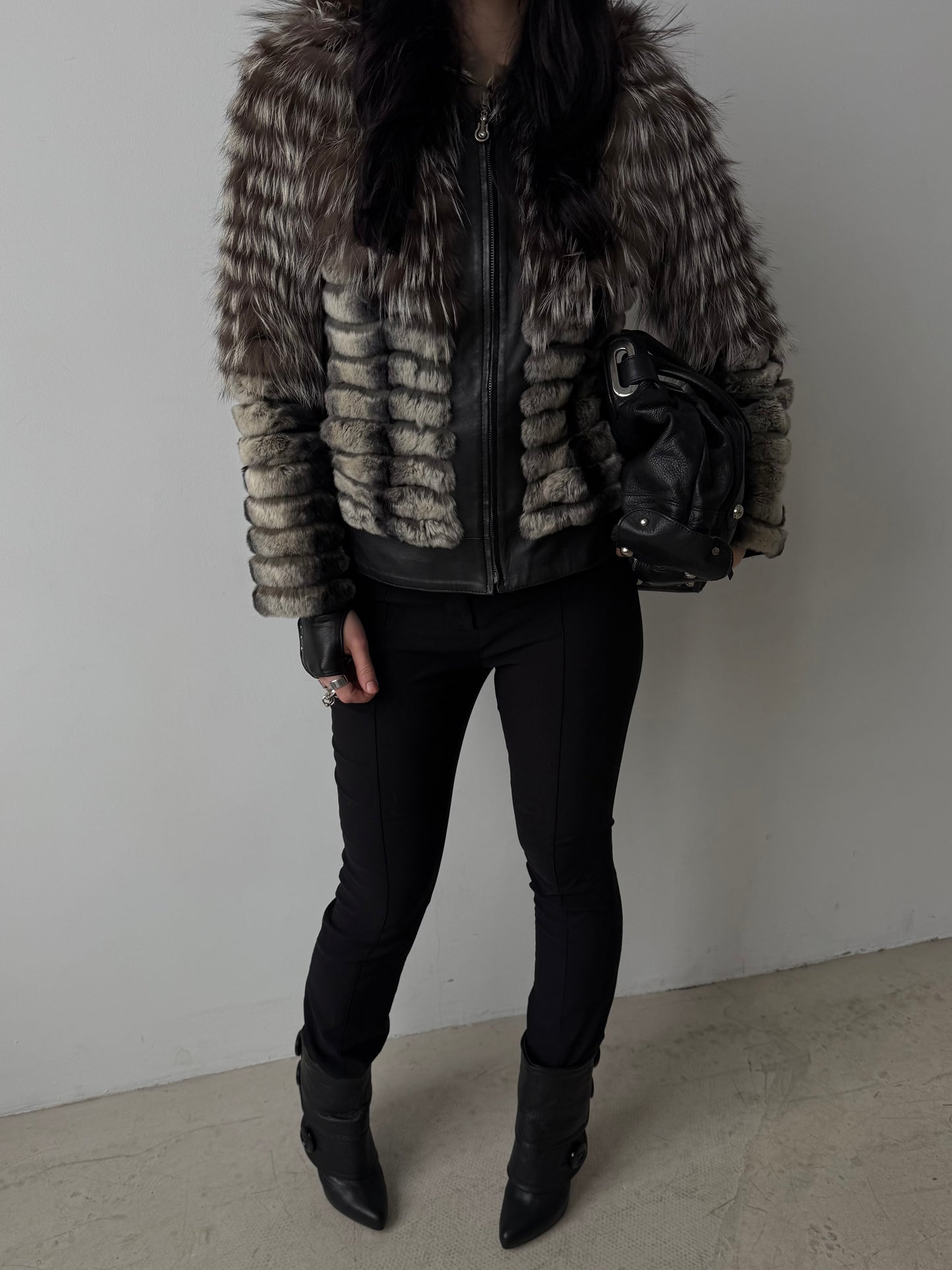 Vintage genuine leather jacket with natural fur and hood TWINKLING GLOBAL