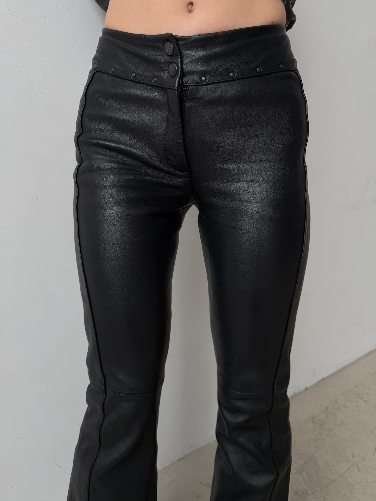 Vintage leather flared pants with slit details TWINKLING GLOBAL