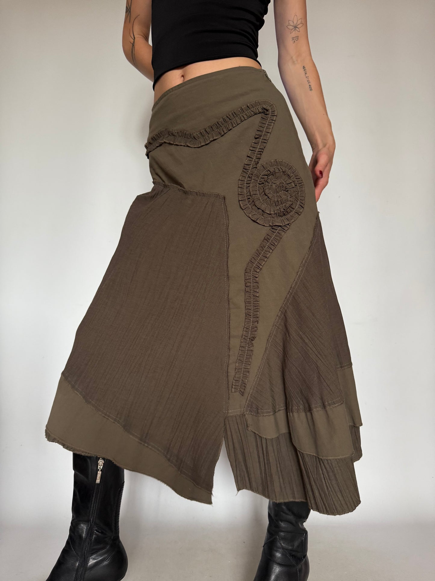 Olive vintage asymmetric skirt Twinkling