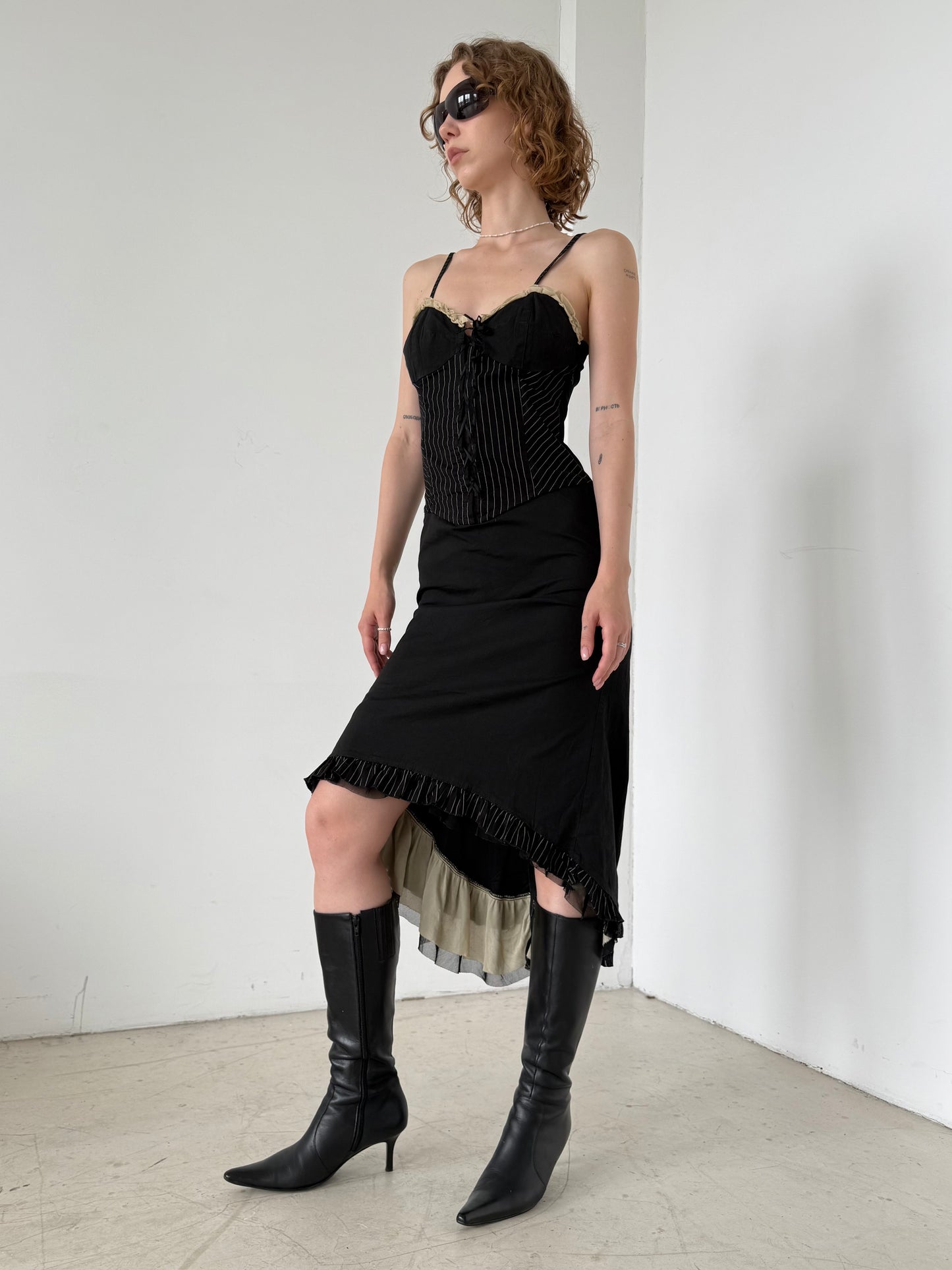 Vintage Black Pinstripe Bustier Dress with Ruffle Hem – Twinkling Global
