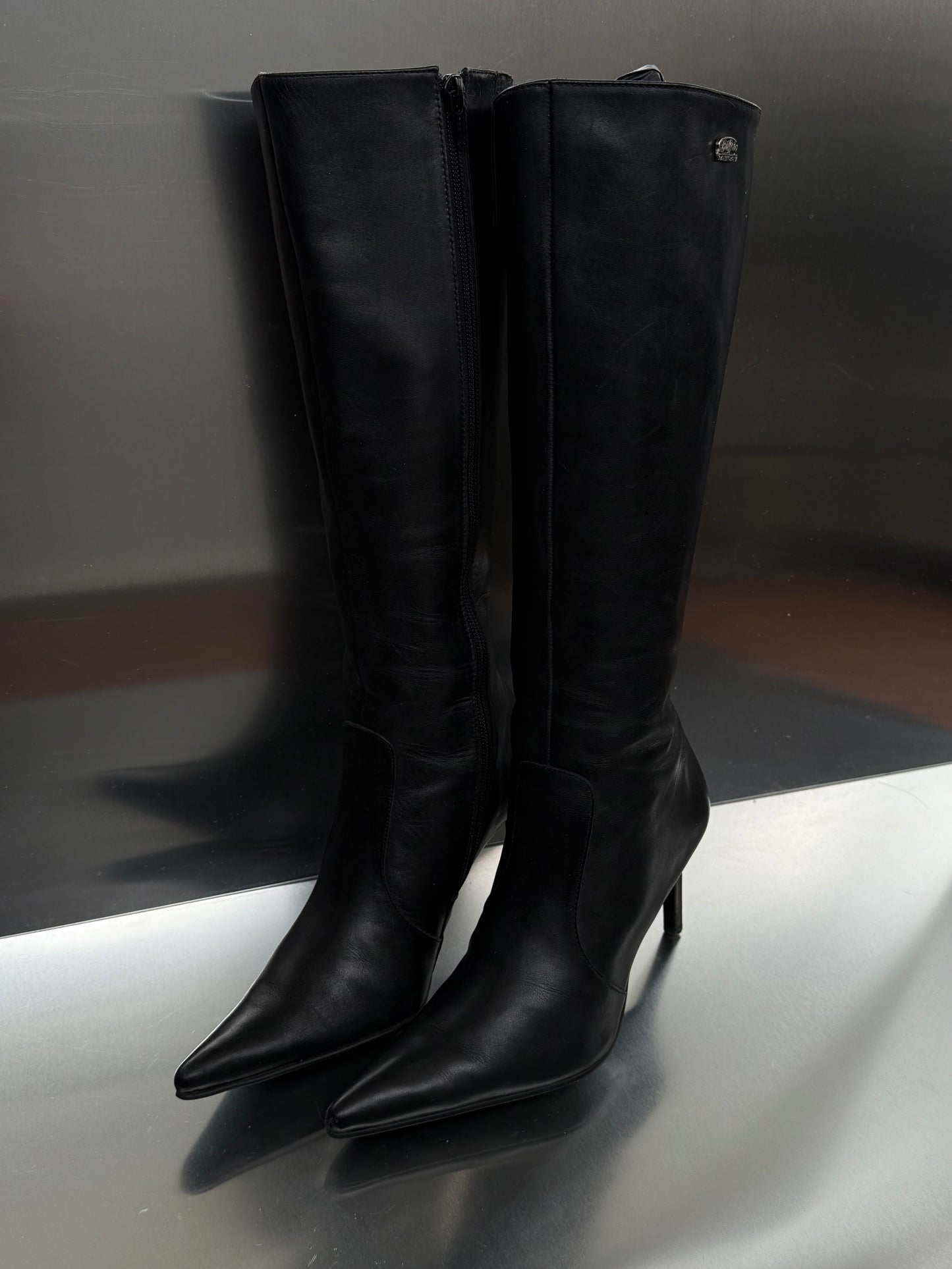 Vintage leather boots Buffalo - TWINKLING GLOBAL