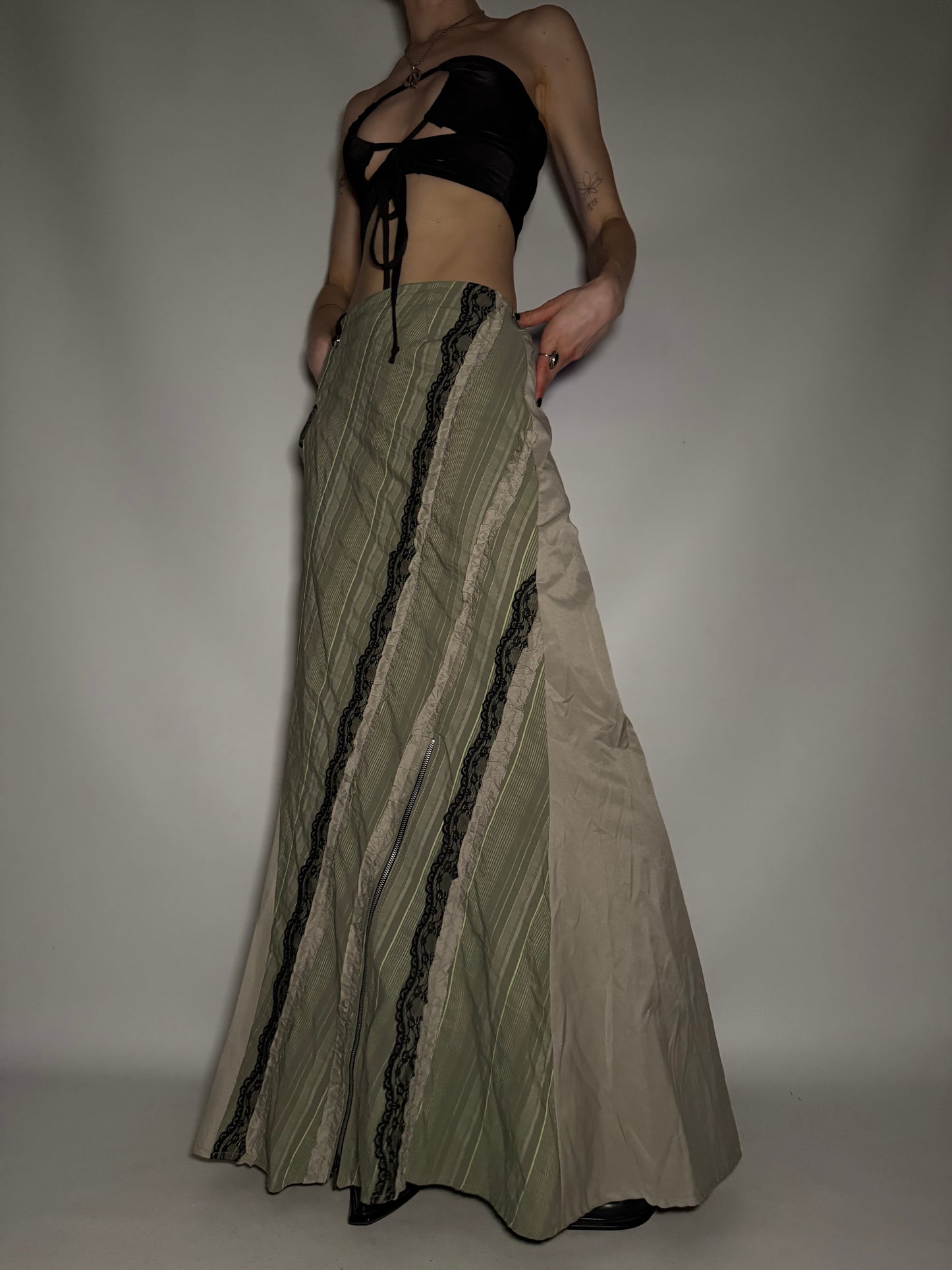 Vintage maxi skirt - TWINKLING GLOBAL