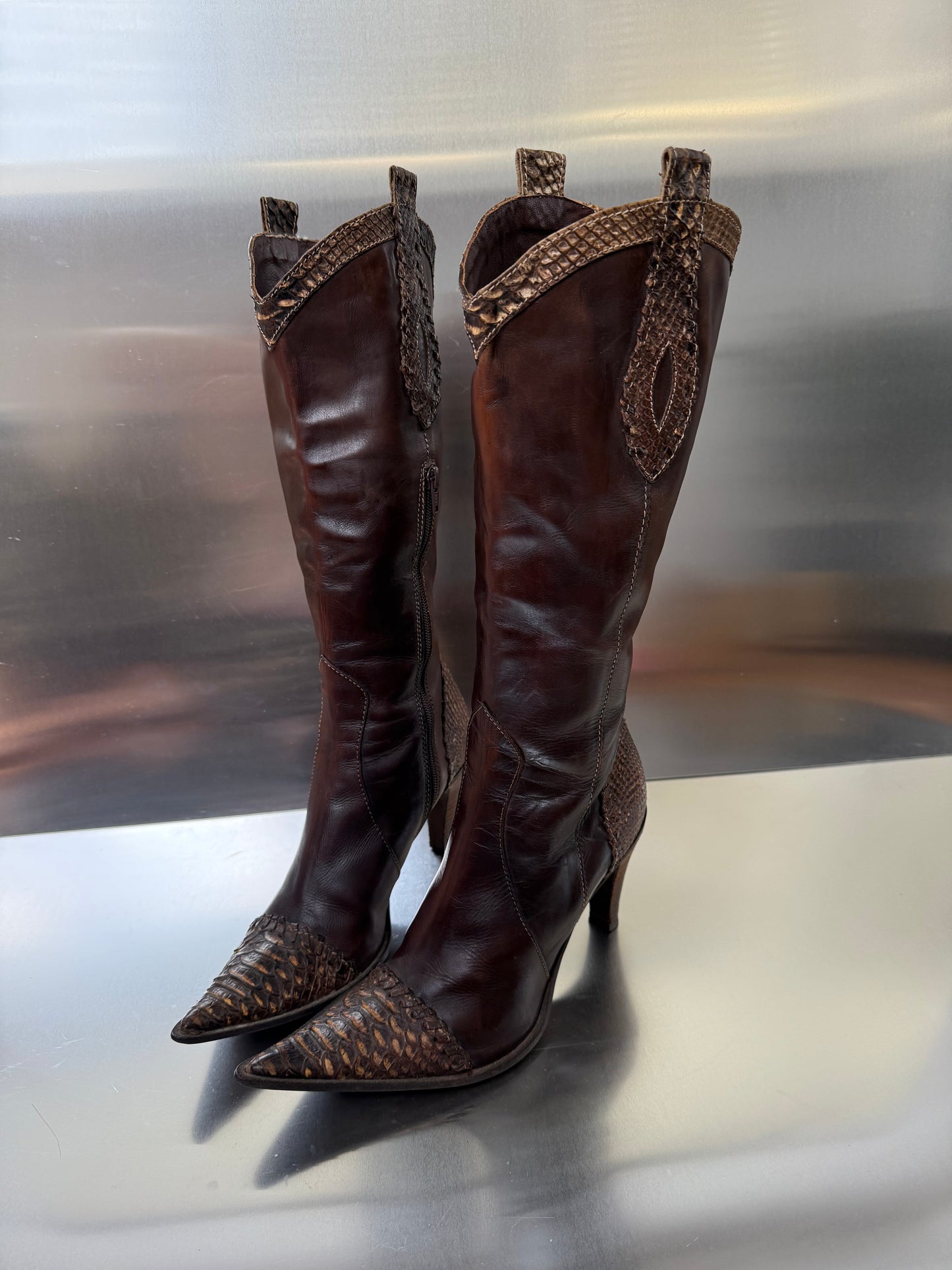 Vintage Leather Cowboy Boots with Heel - TWINKLING GLOBAL