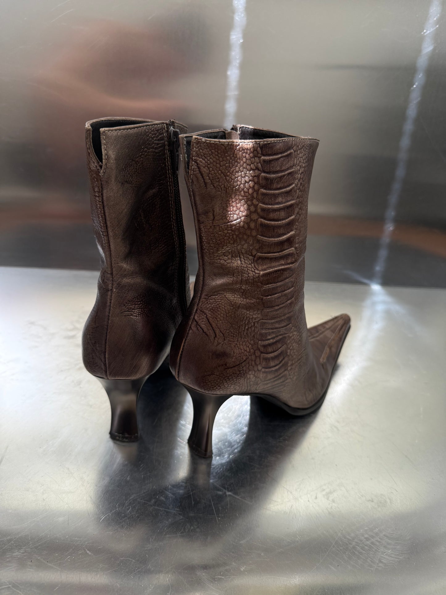 Vintage Brown Leather Pointed Boots Twinkling Global