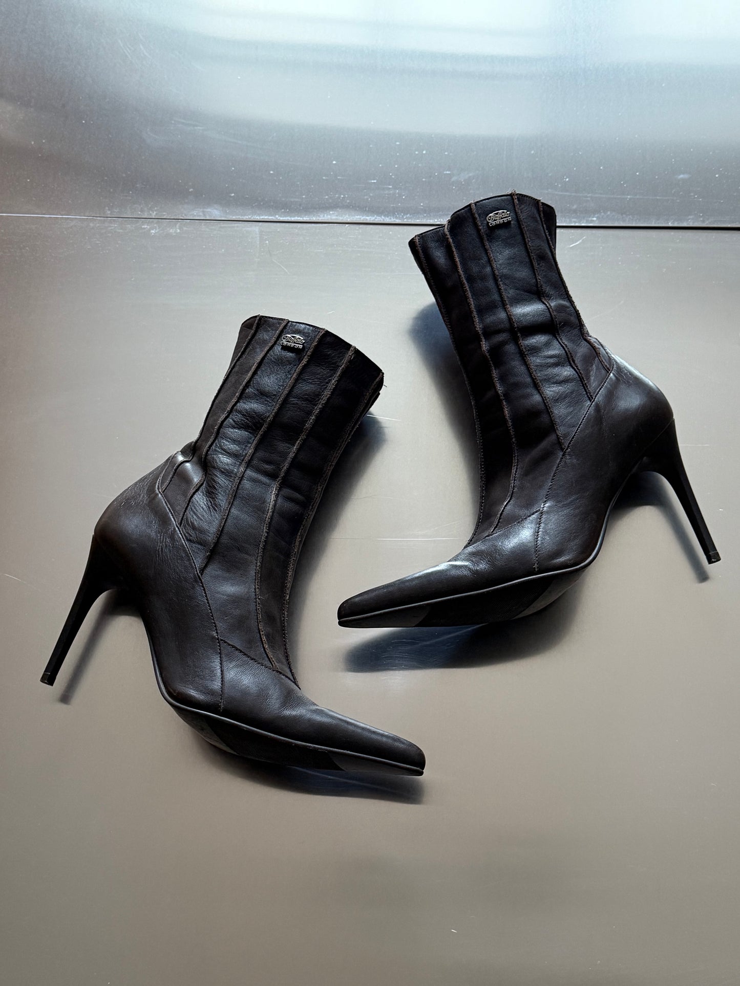 Vintage leather boots Buffalo - TWINKLING GLOBAL