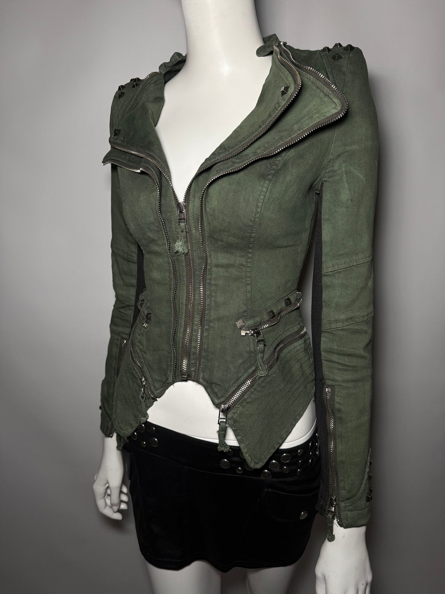 Vintage fitted denim jacket with structured shoulders Twinkling Global