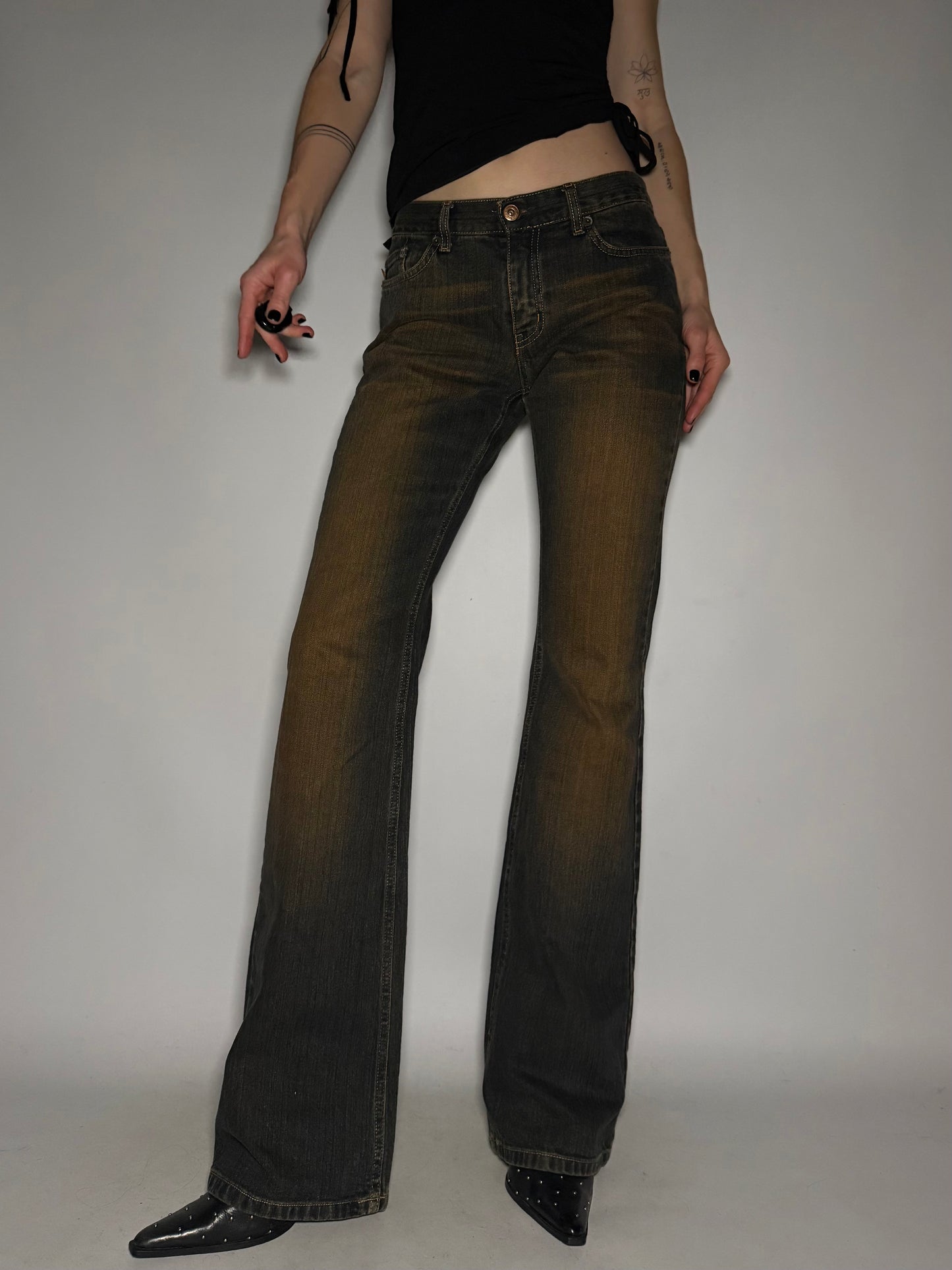 Vintage Rusty Washed Low Rise Flared Jeans – TWINKLING GLOBAL