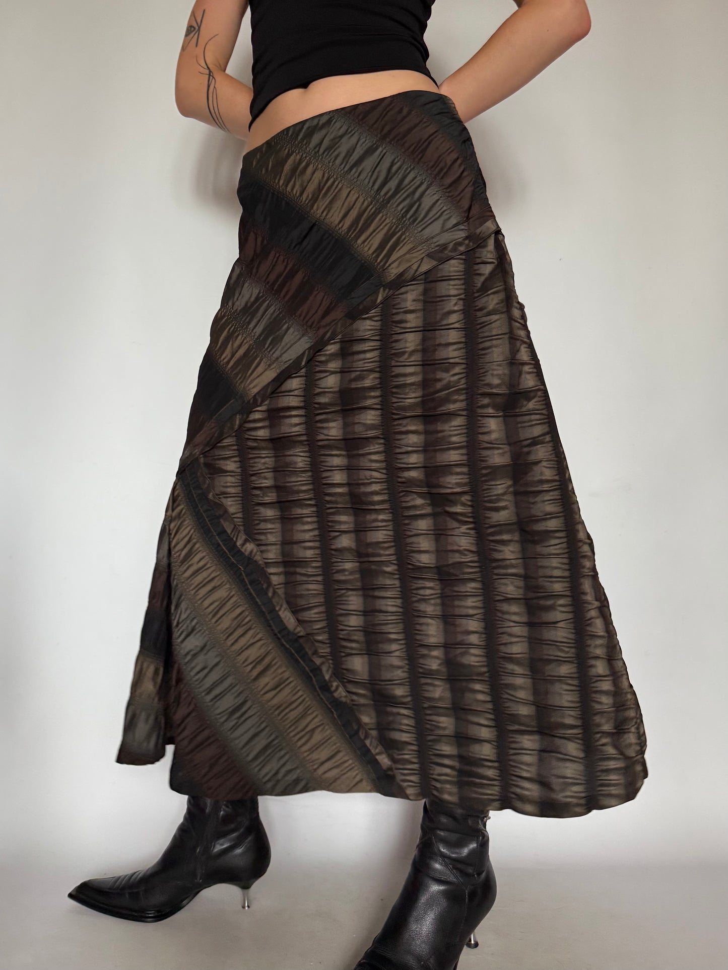 Vintage Crinkled Skirt with Deep Tones and Sculptural Texture Twinkling