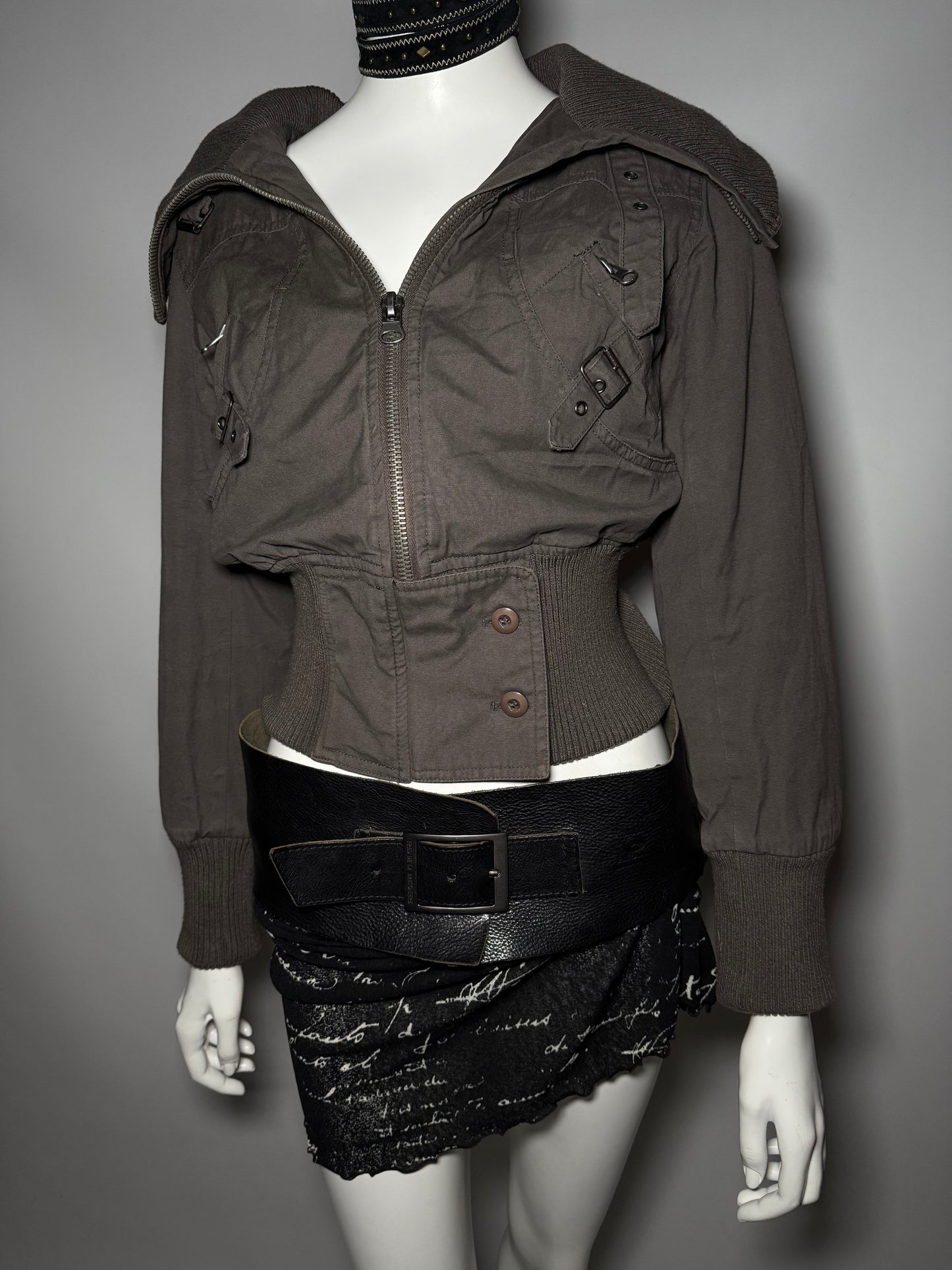 Vintage Cropped Denim Jacket - TWINKLING GLOBAL