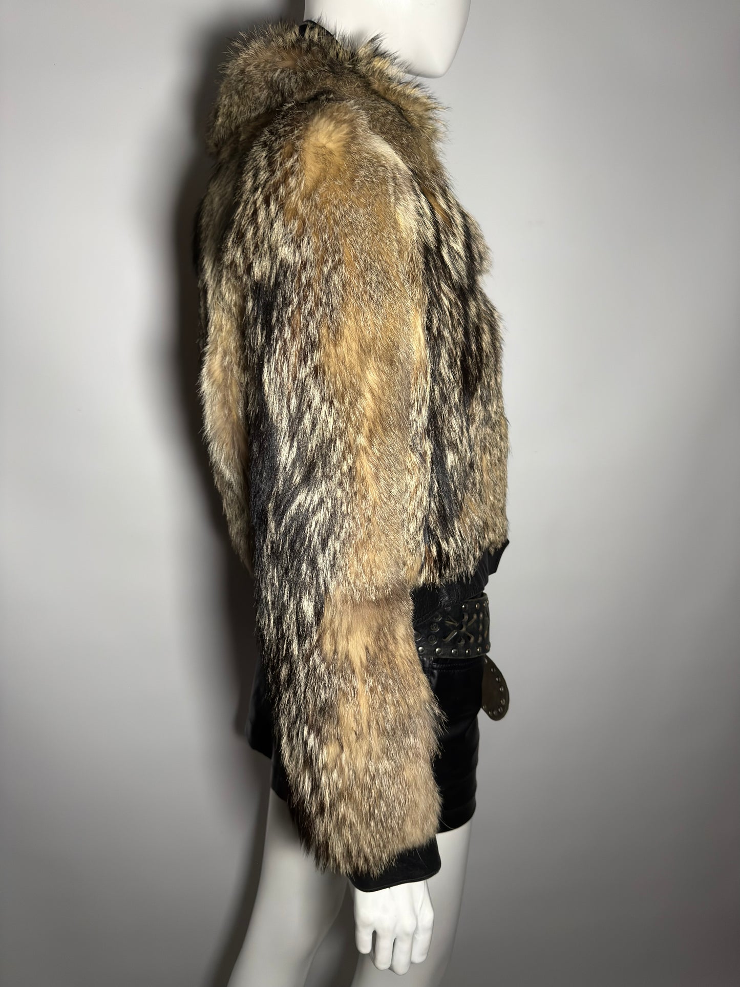 Vintage fur jacket  - TWINKLING GLOBAL