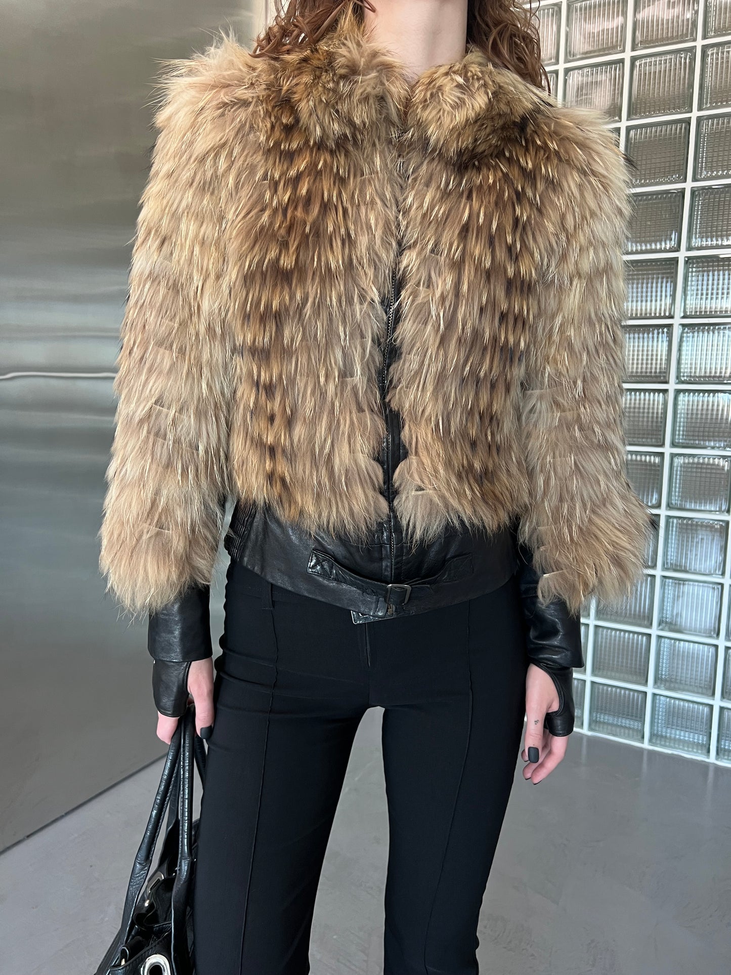 Vintage leather jacket with natural fur Twinkling Global
