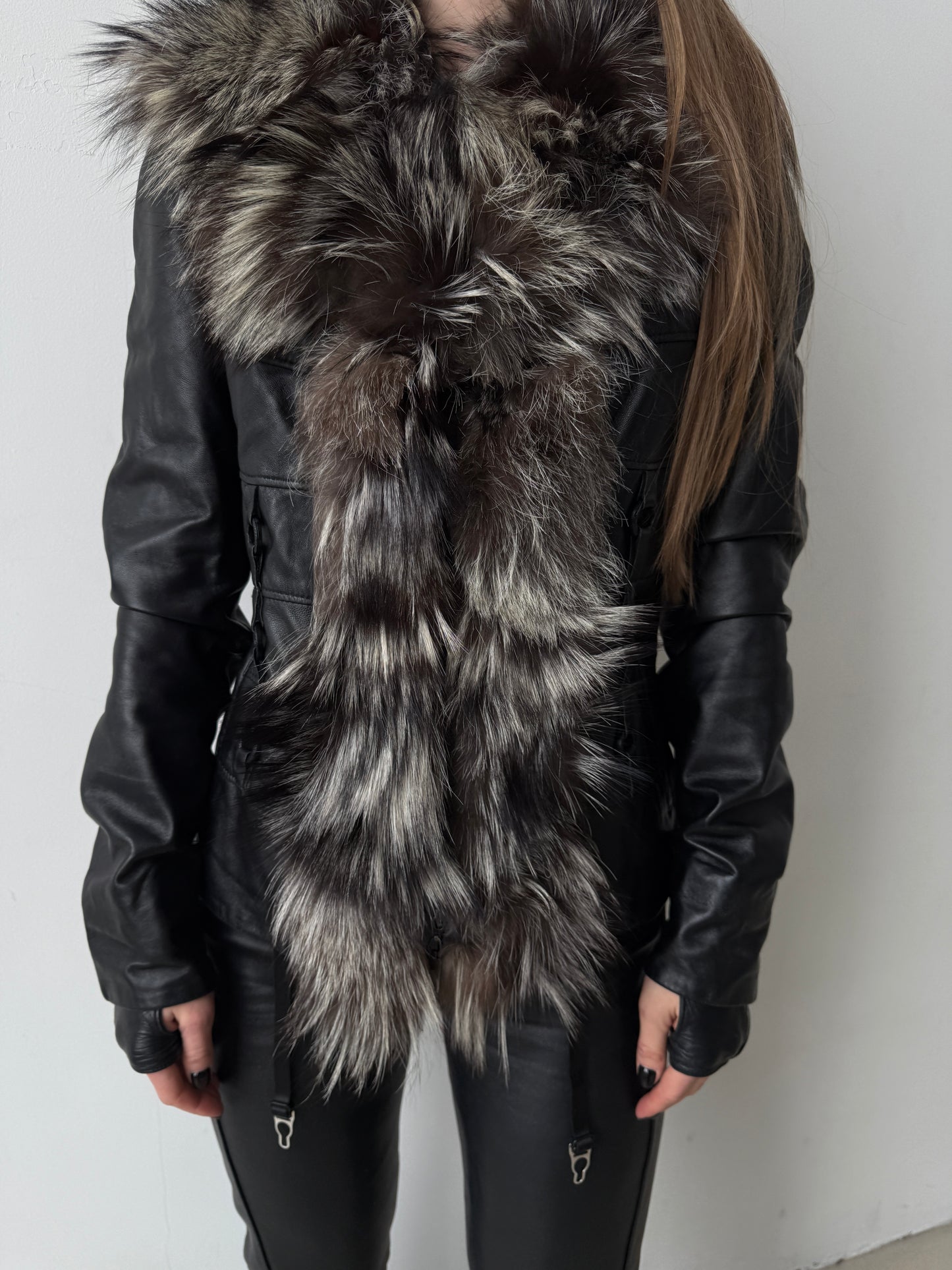 Vintage genuine leather jacket with natural fur TWINKLING GLOBAL