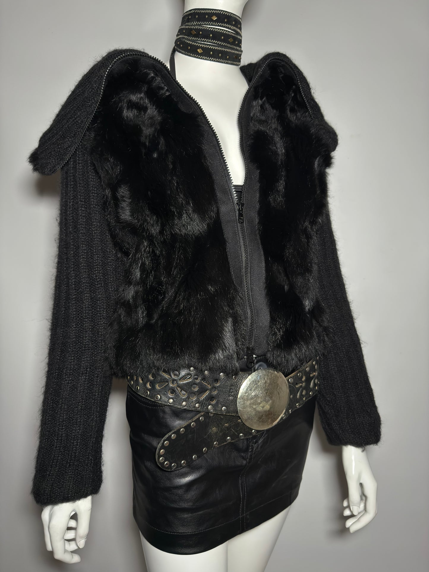 Vintage jacket with natural fur details  - TWINKLING GLOBAL