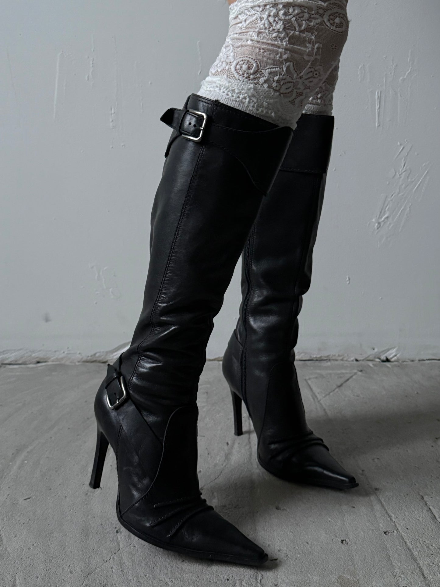 Vintage y2k leather knee-high boots TWINKLING GLOBAL