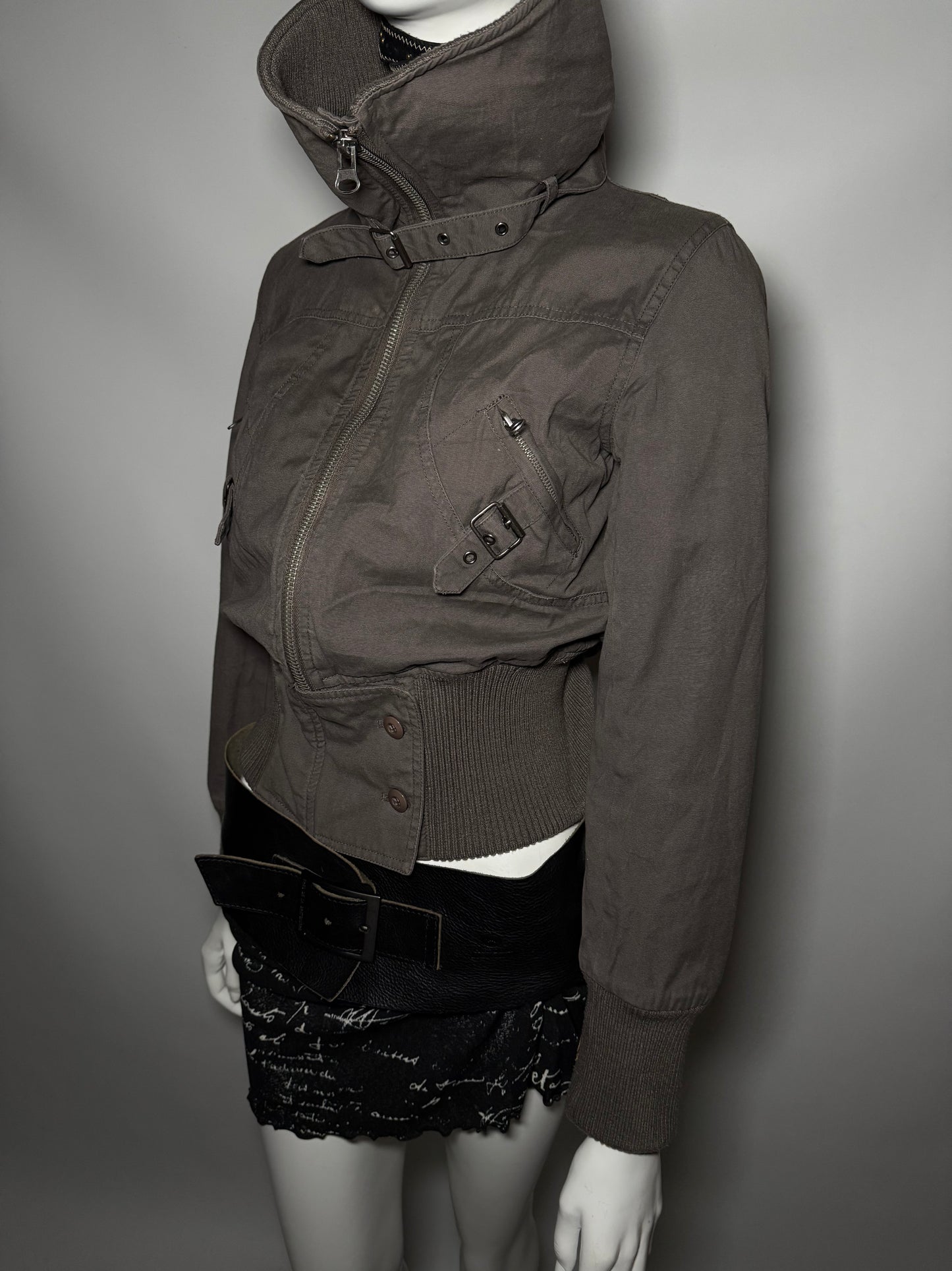 Vintage Cropped Denim Jacket - TWINKLING GLOBAL