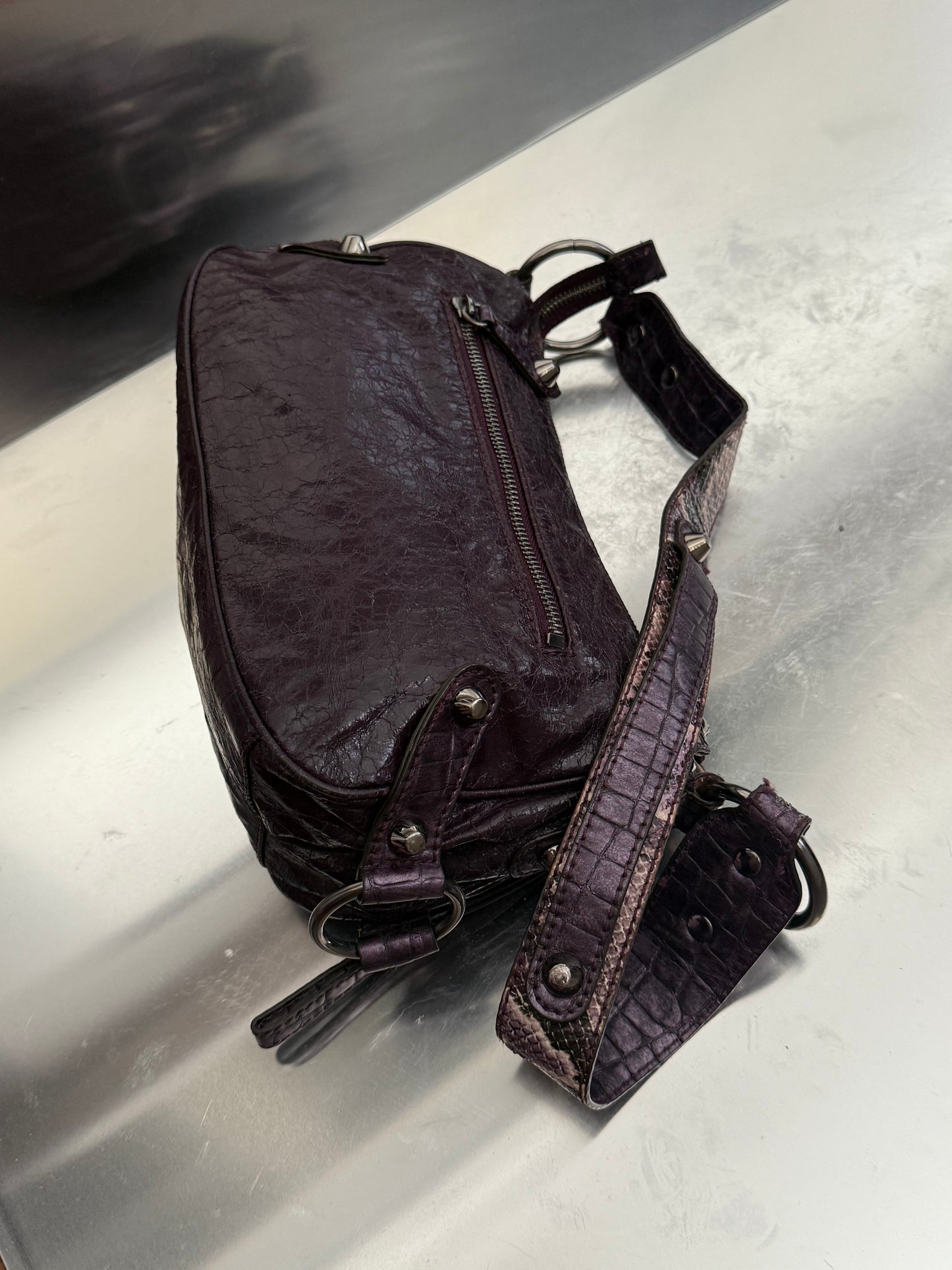 Vintage GUESS Shoulder Bag – Snakeskin & Studded Details  Twinkling