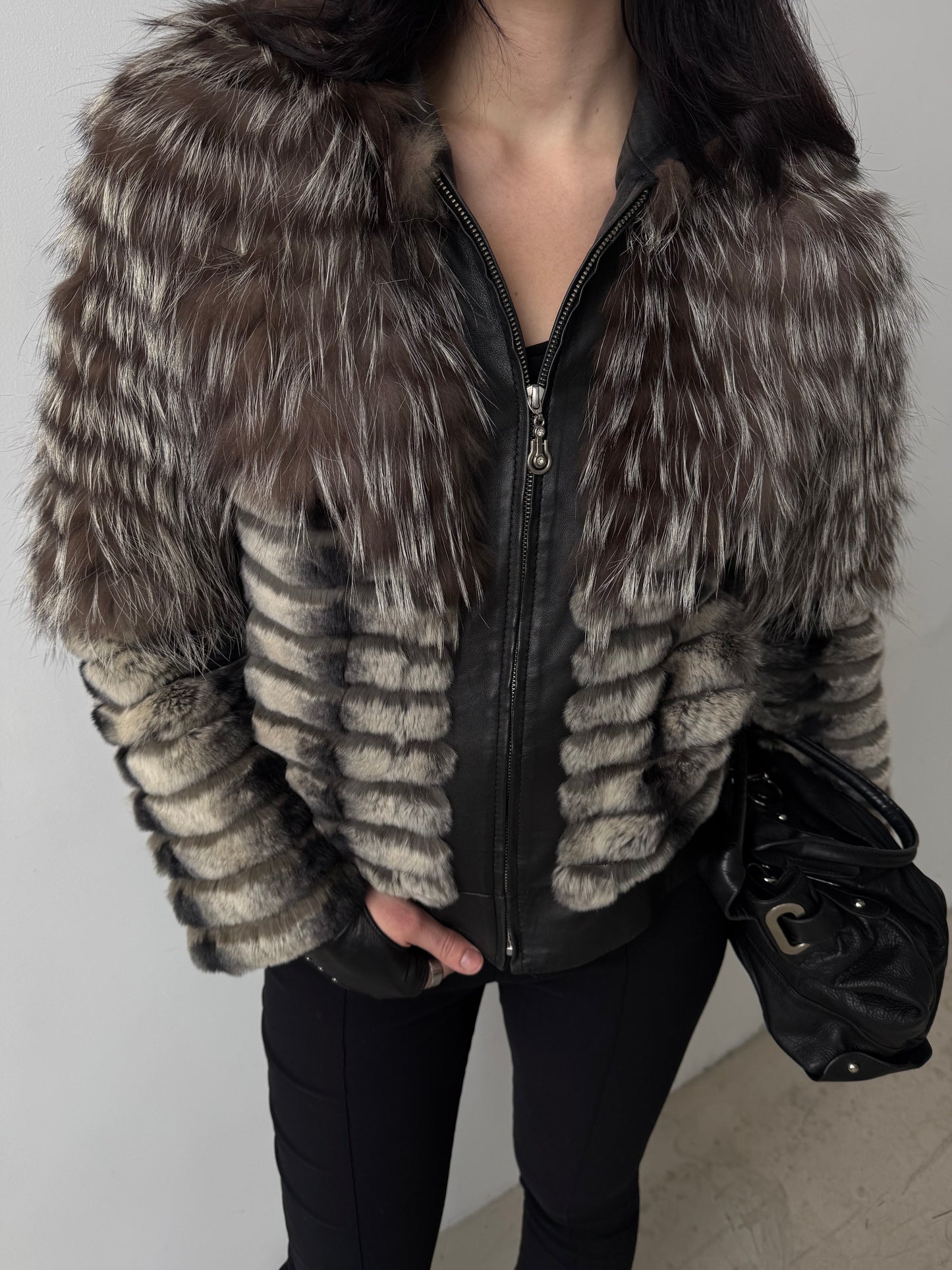 Vintage genuine leather jacket with natural fur and hood TWINKLING GLOBAL
