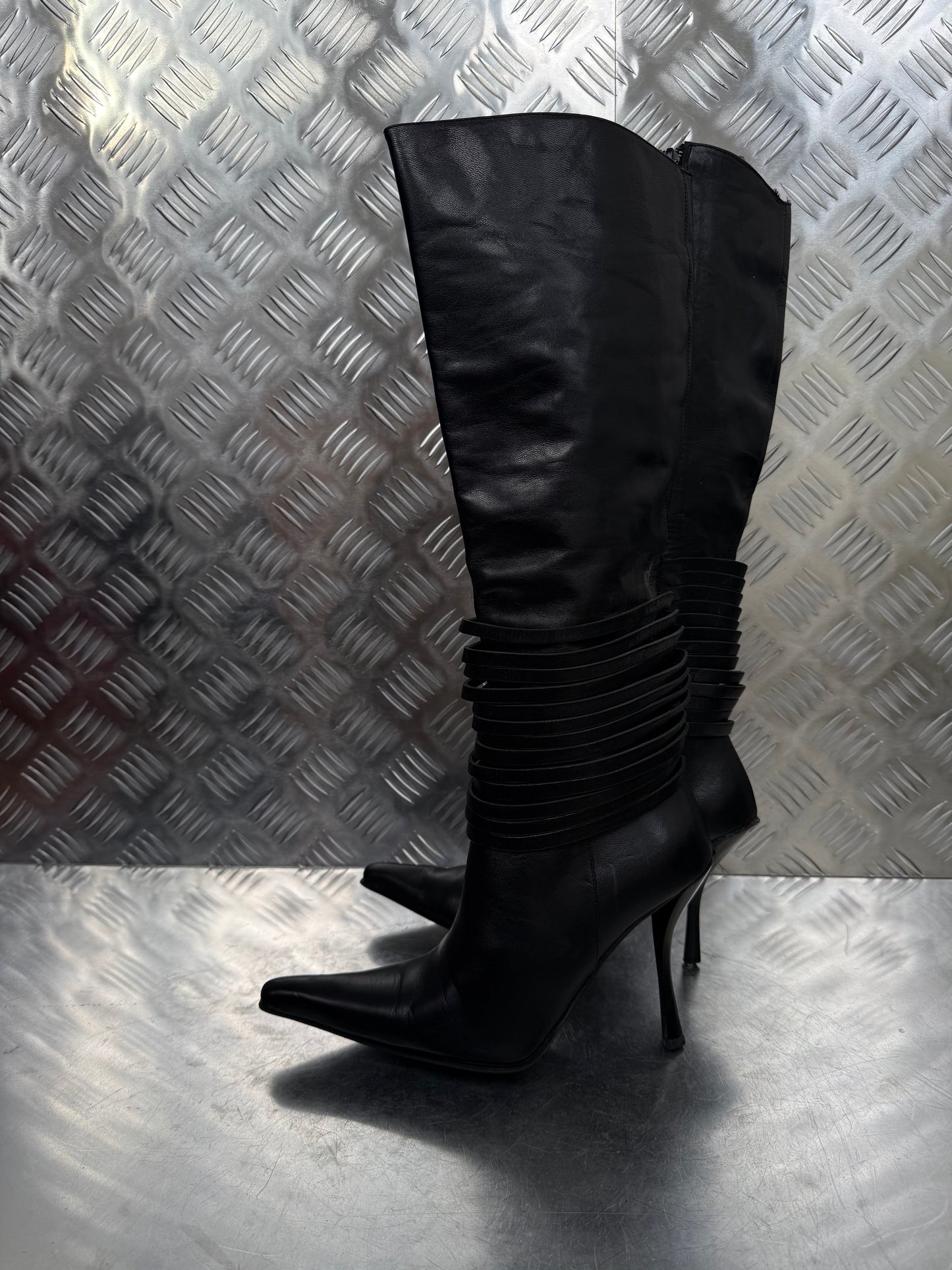 Vintage Italian black leather stiletto boots with layered detail Twinkling Global