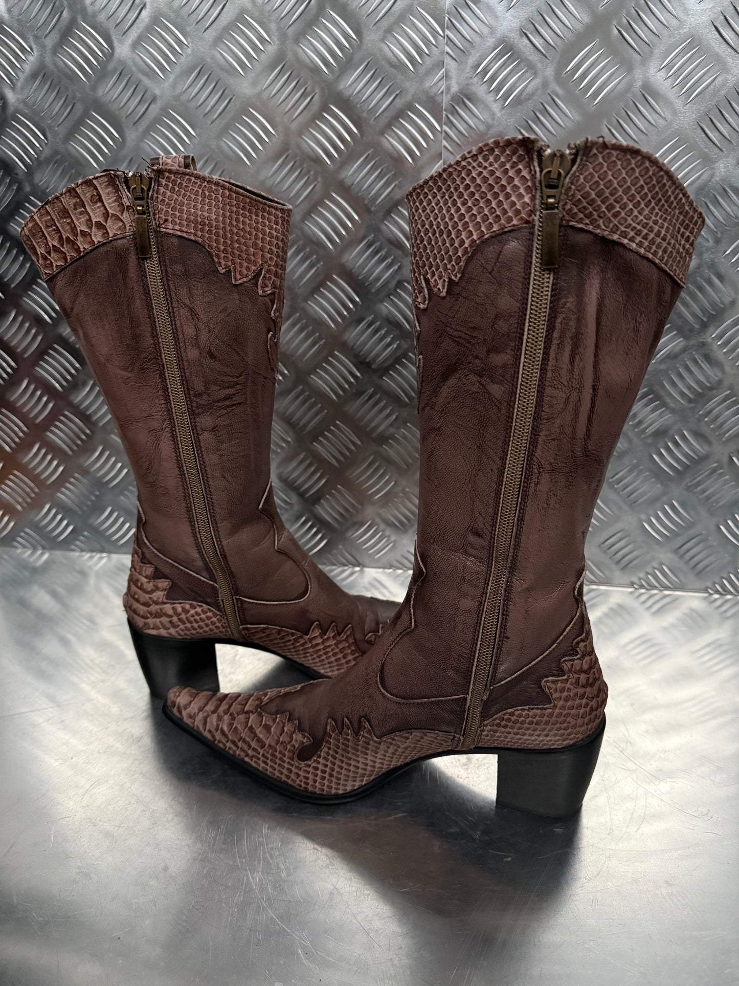 Vintage Italian leather cowboy boots TWINKLING GLOBAL