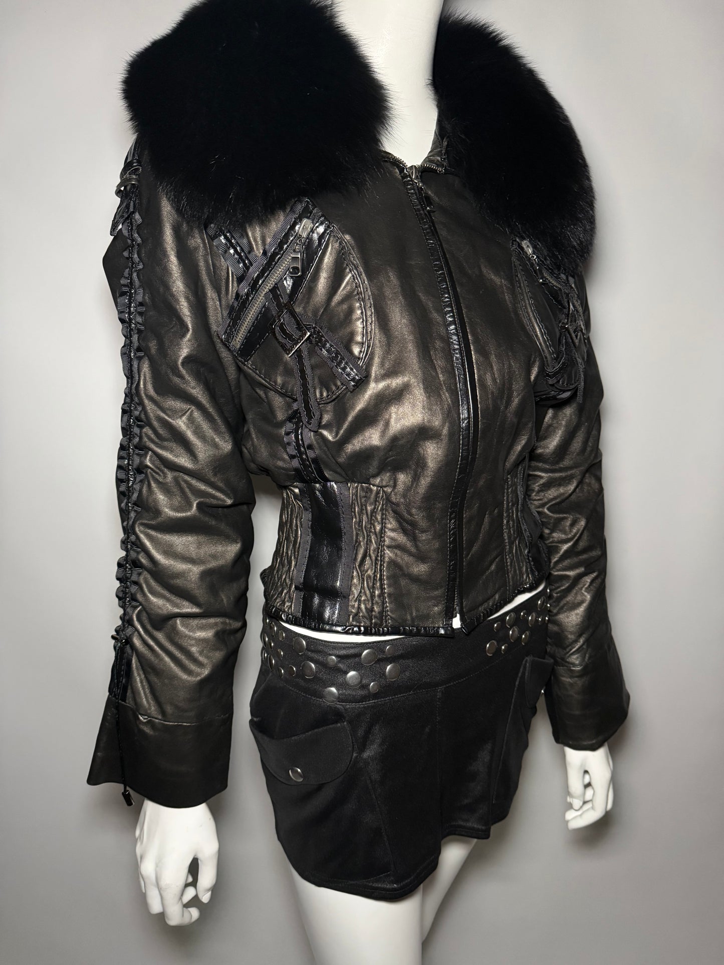 VINTAGE LEATHER JACKET WITH REAL FUR — TWINKLING GLOBAL