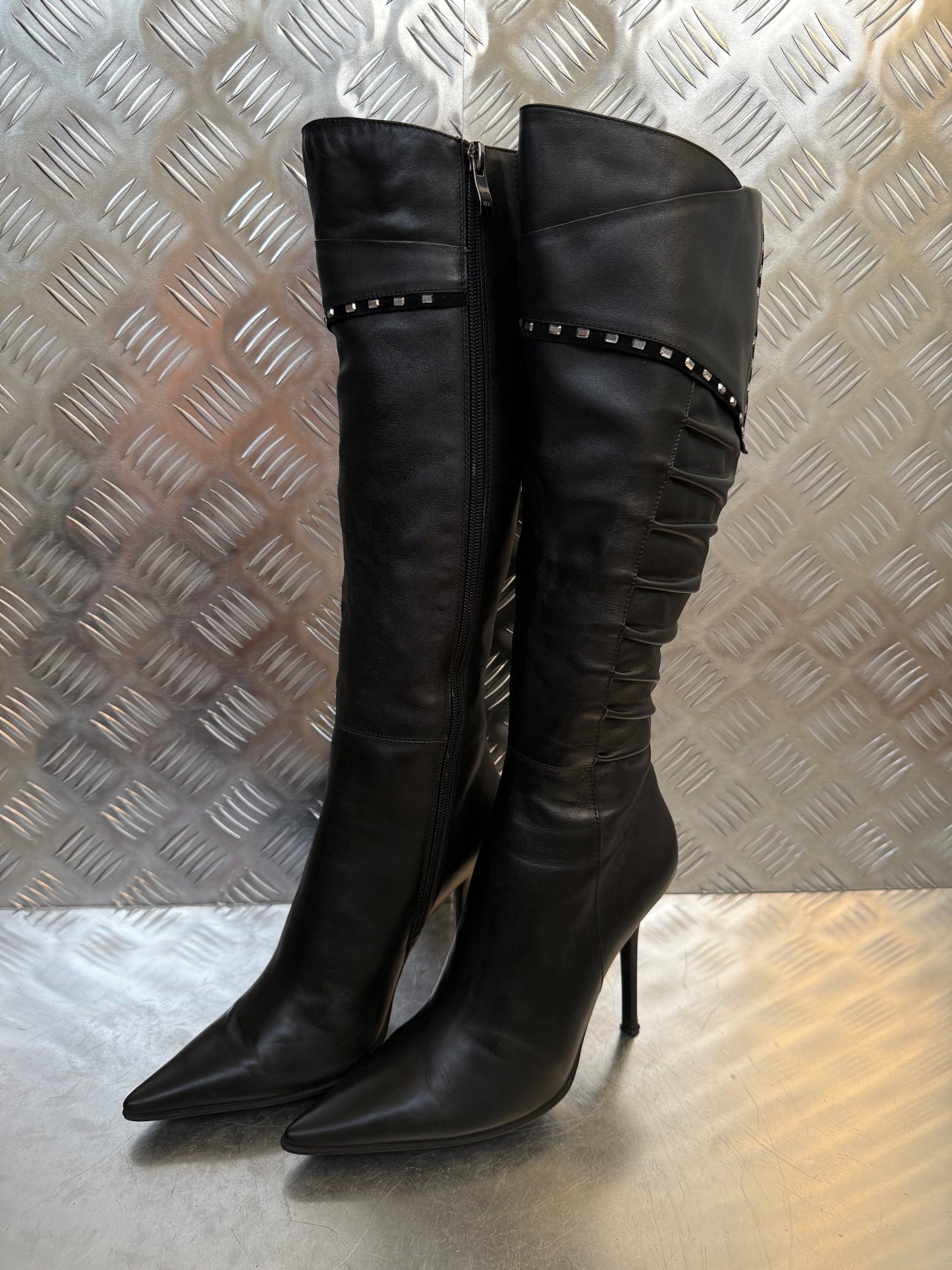 Vintage pointed-toe leather high-heel boots Twinkling Global