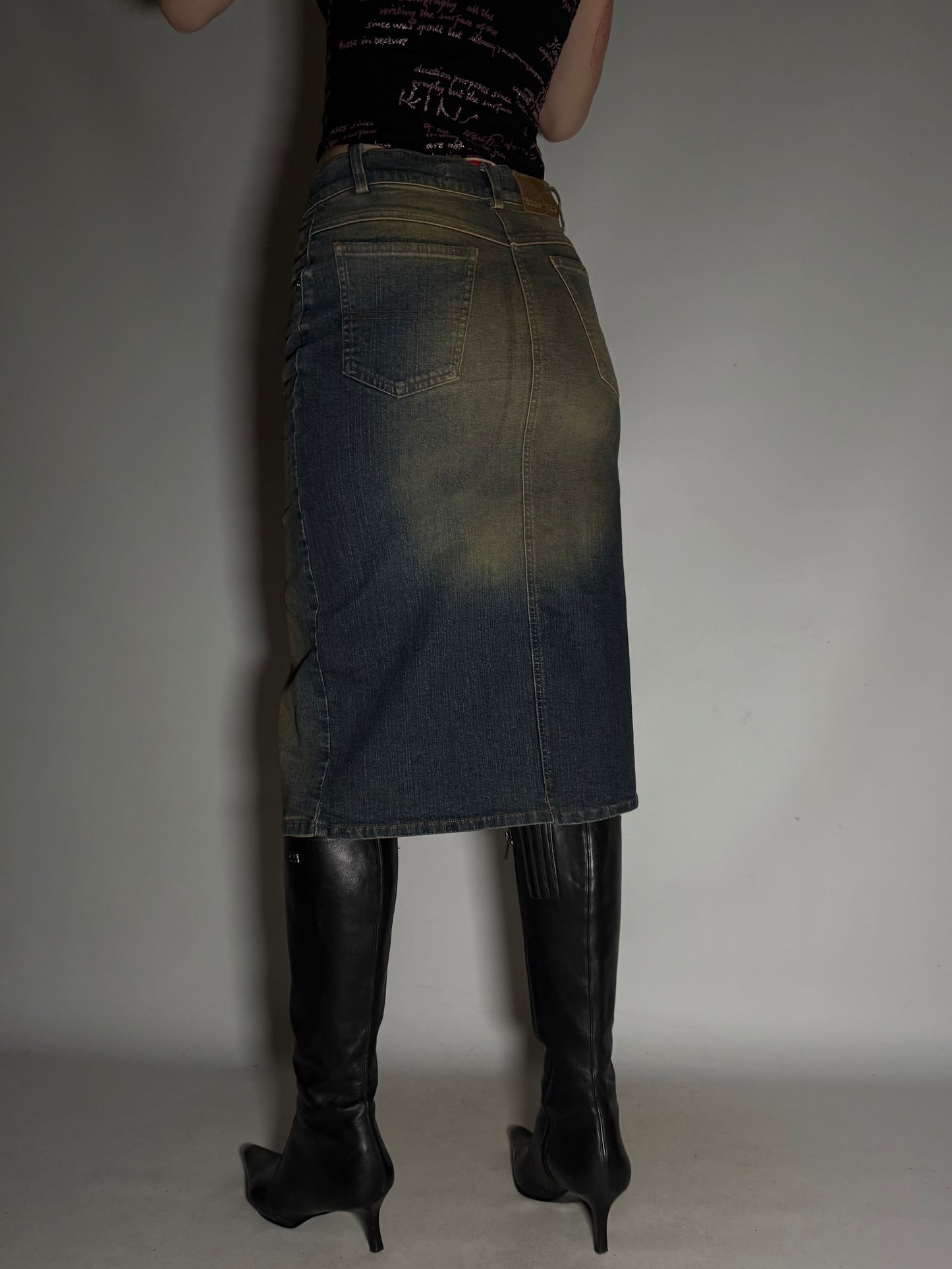 Y2K Rust-Washed Denim Skirt with Front Slit  Twinkling