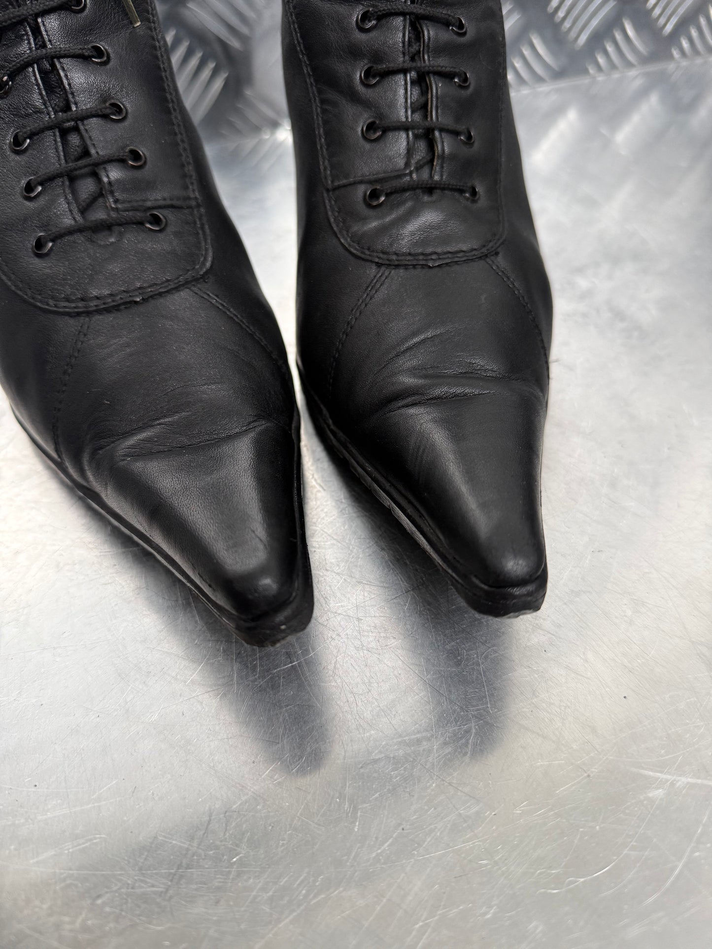 Vintage Black Leather Lace-Up Heeled Boots TWINKLING GLOBAL