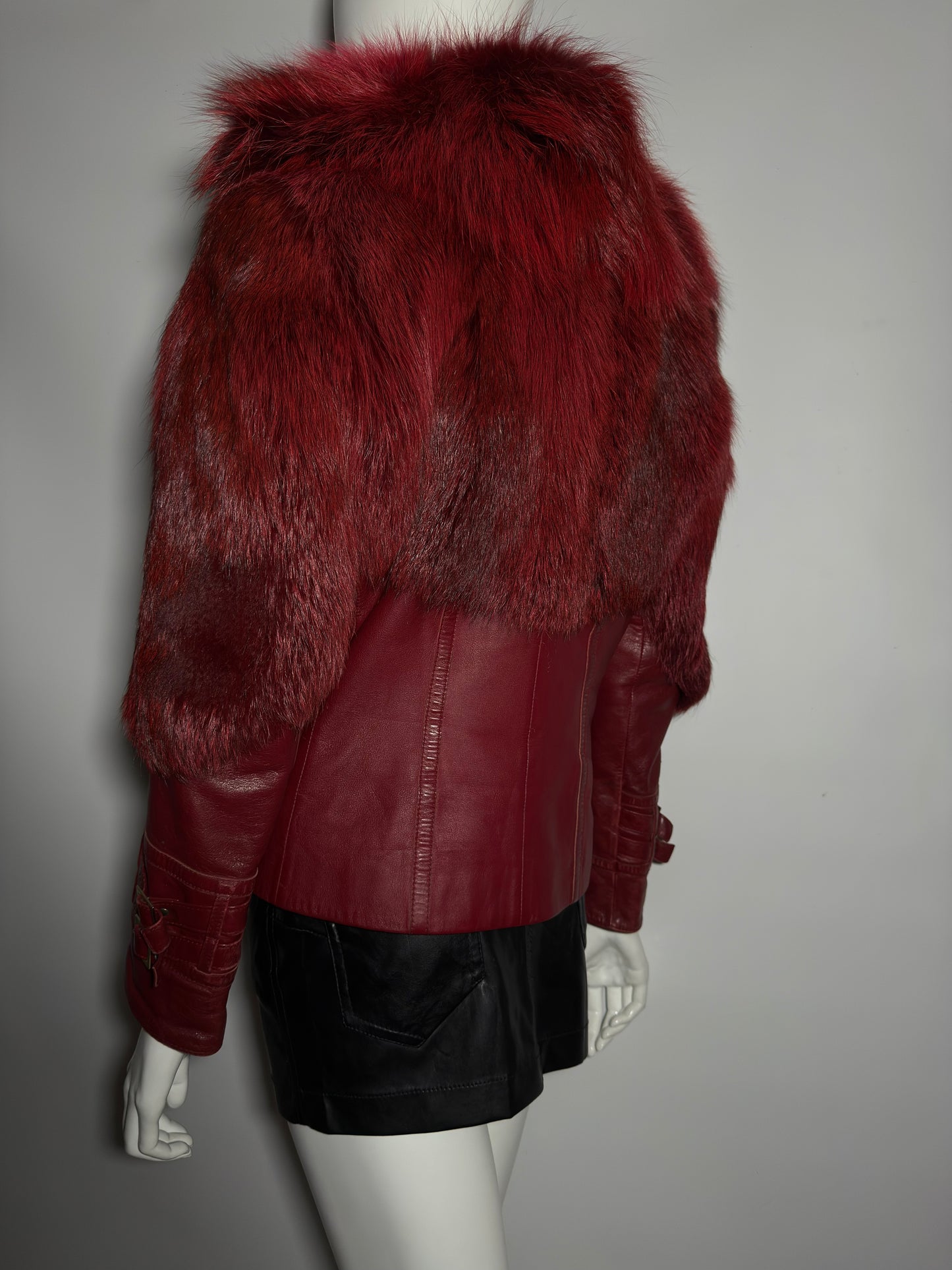 Vintage fur jacket  - TWINKLING GLOBAL