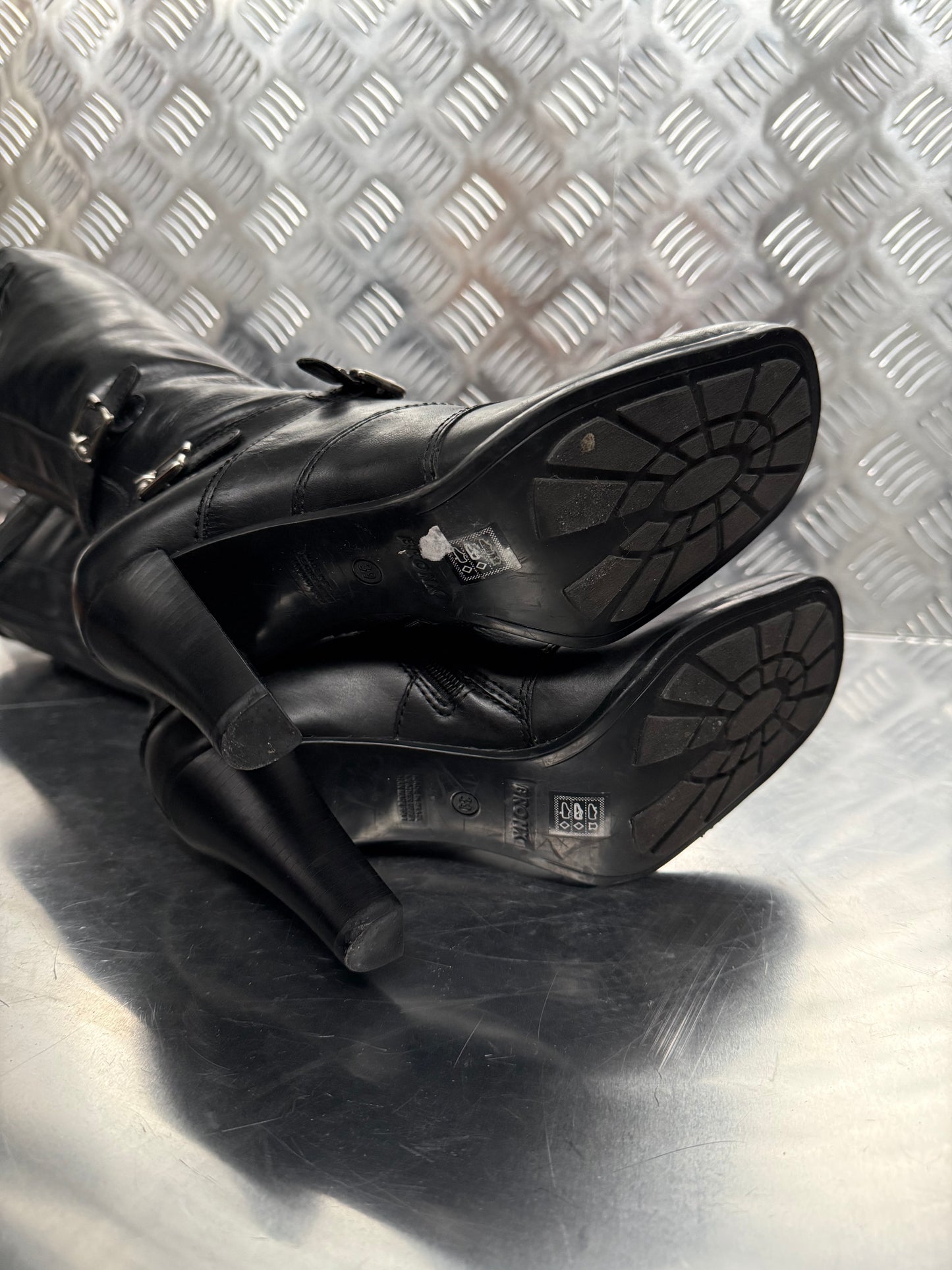 Vintage Black Bronx Leather Boots – TWINKLING GLOBAL