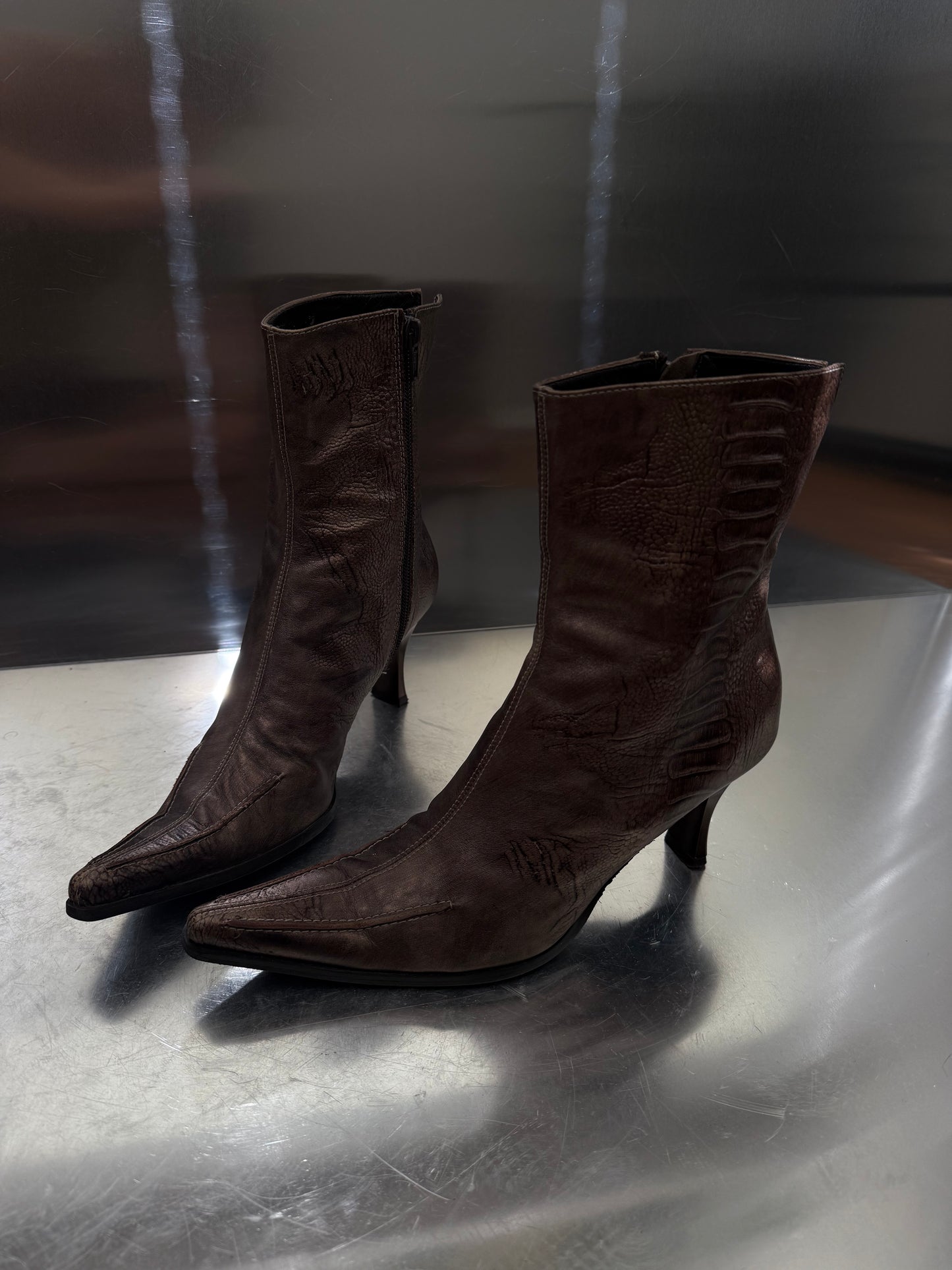 Vintage Brown Leather Pointed Boots Twinkling Global