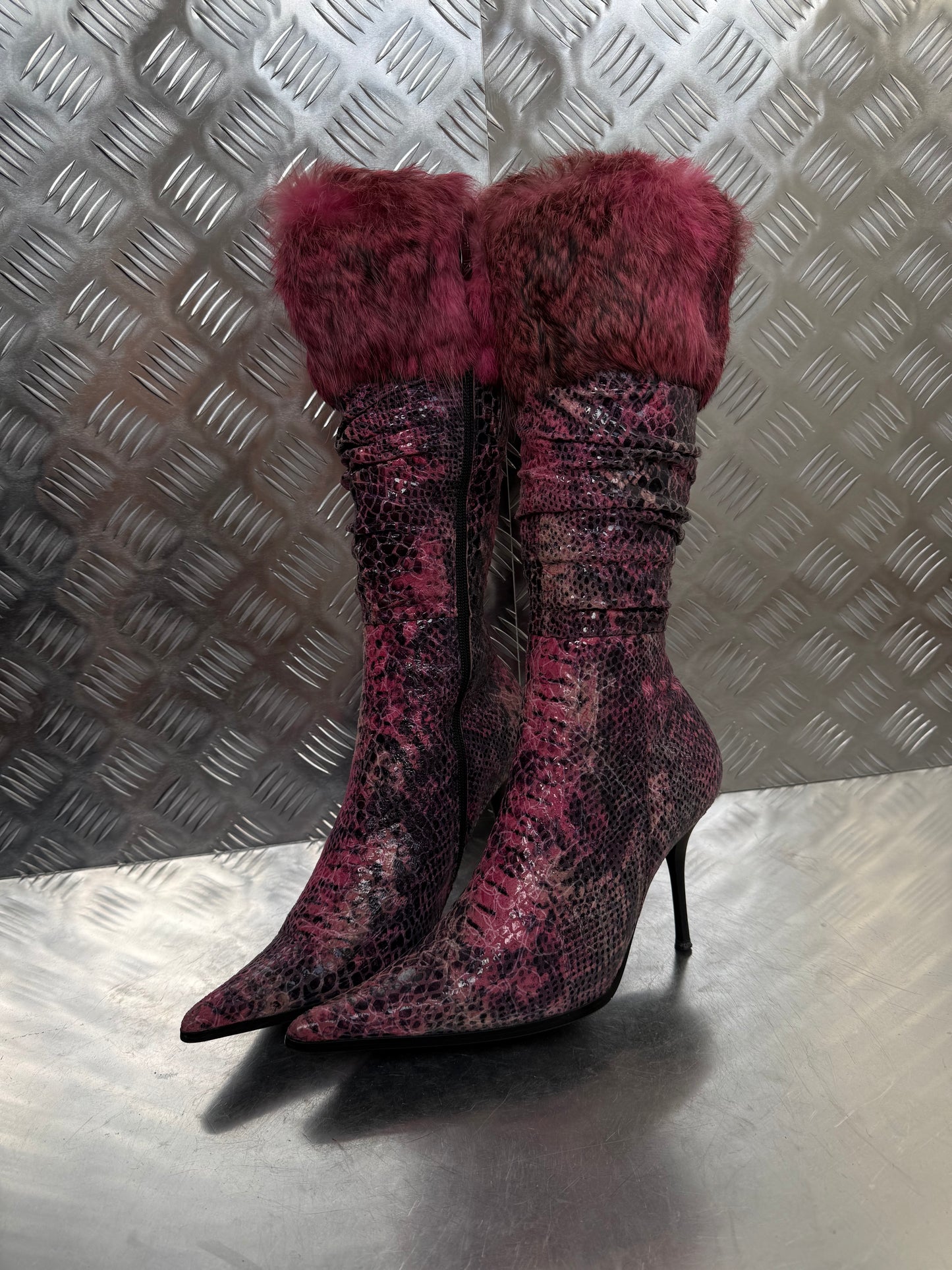 Vintage Italy leather boots with real fur trim Twinkling Global