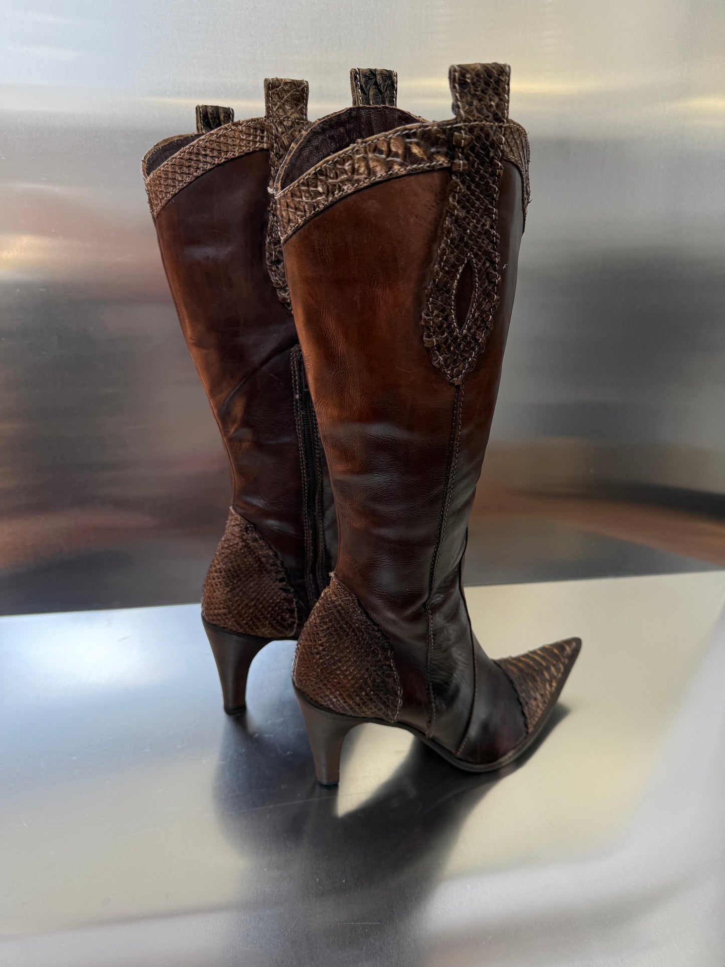 Vintage Leather Cowboy Boots with Heel - TWINKLING GLOBAL