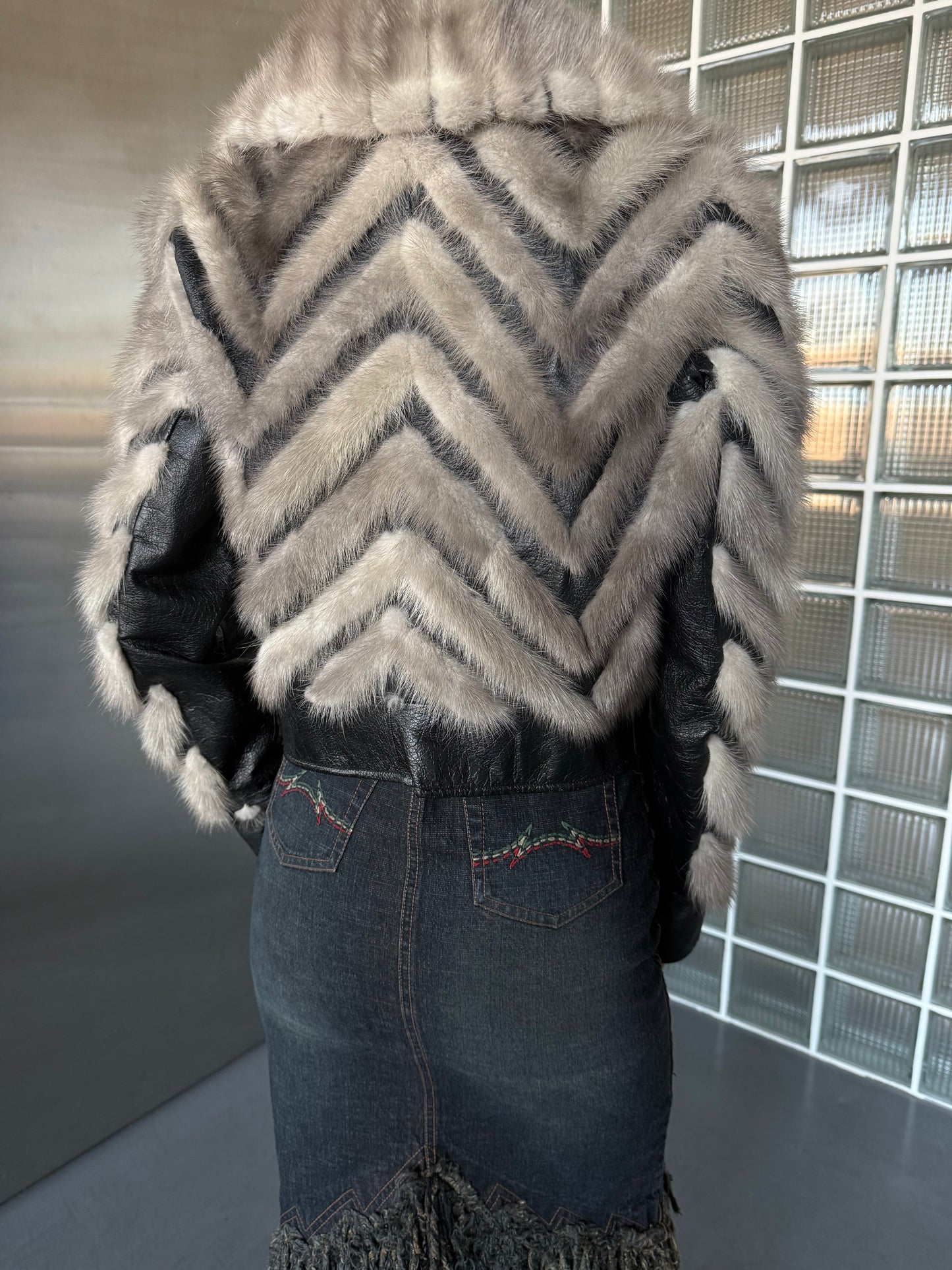 Vintage leather jacket with natural fur Twinkling Global