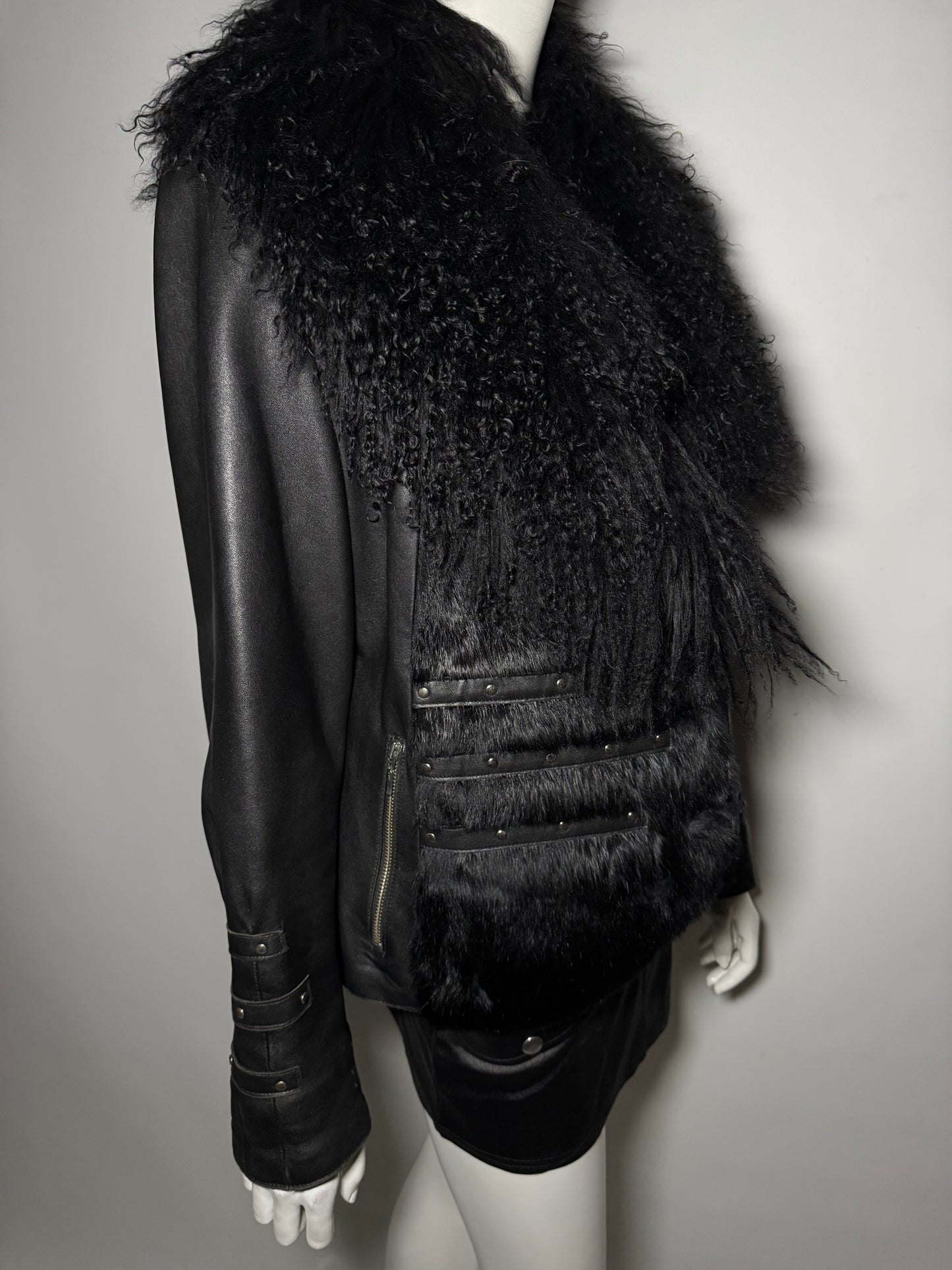 Vintage leather jacket with lama fur collar Twinkling Global