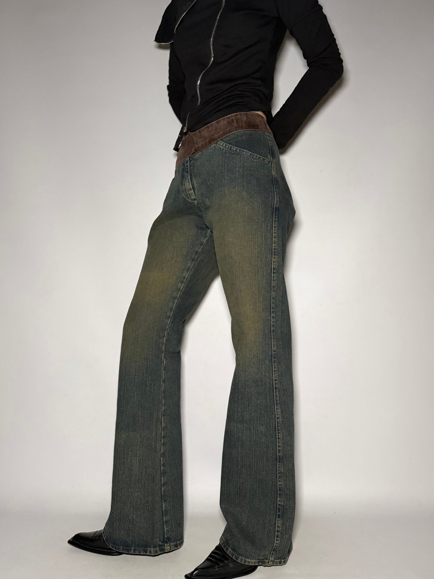 Rust Slight-Flare Jeans Twinkling Global