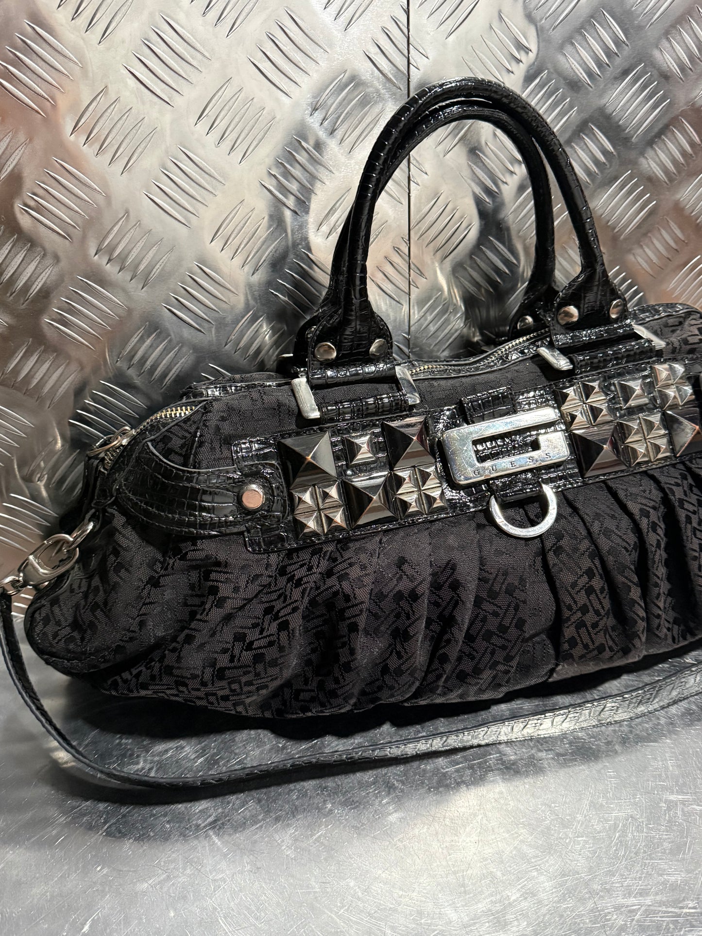 Vintage Black Guess Studded Bag – TWINKLING GLOBAL