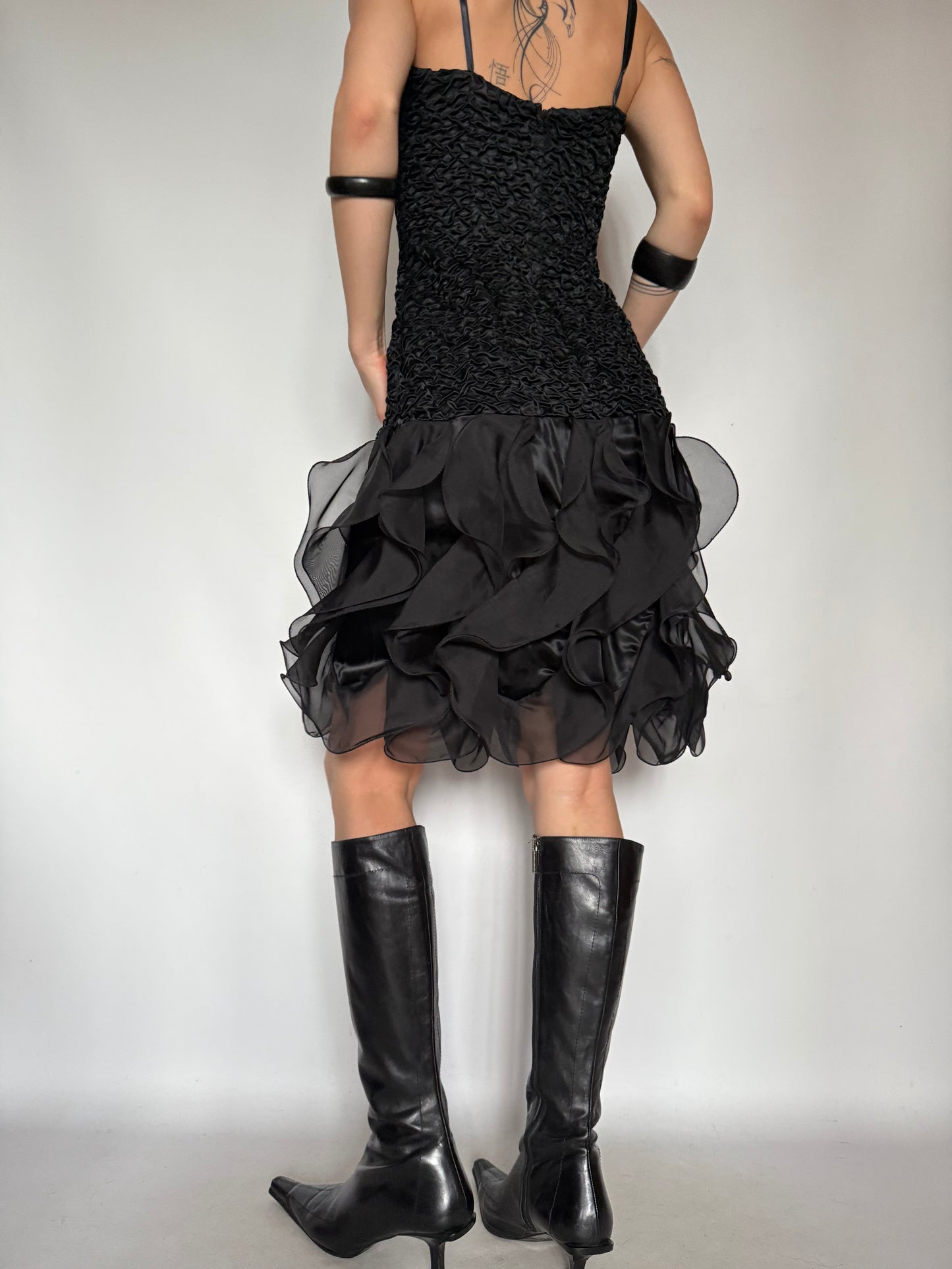 Vintage Black Ruffle Mini Dress – Twinkling Global