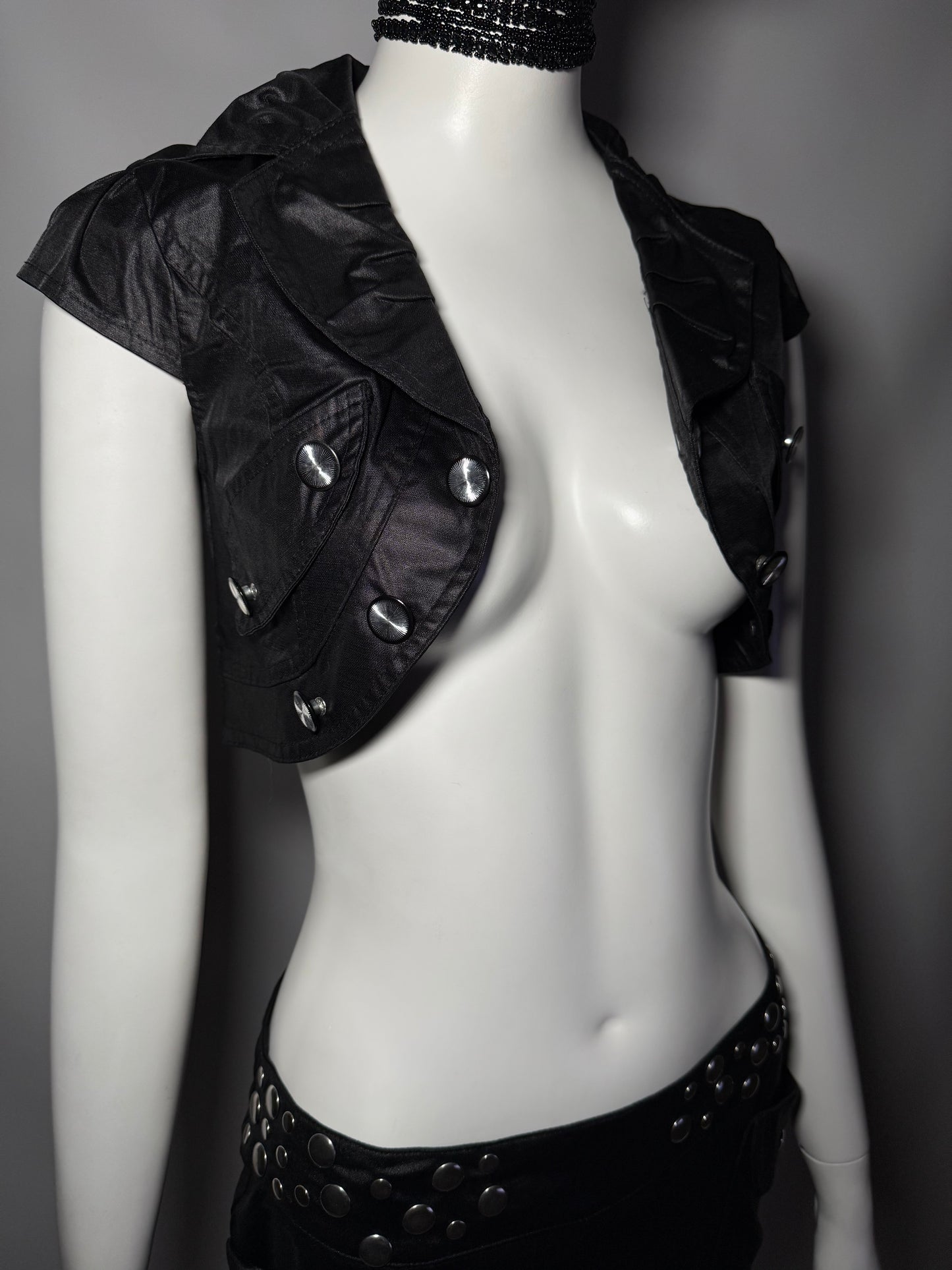 Y2K Black Cropped Denim Bolero with Statement Buttons Twinkling